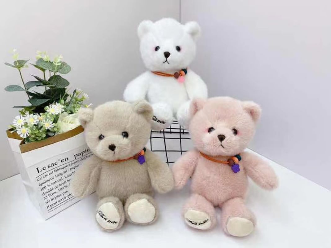 Wholesale of 8-inch lucky bear plush toys, plush figurines, cartoon dolls and claw machine figurines Item Picture