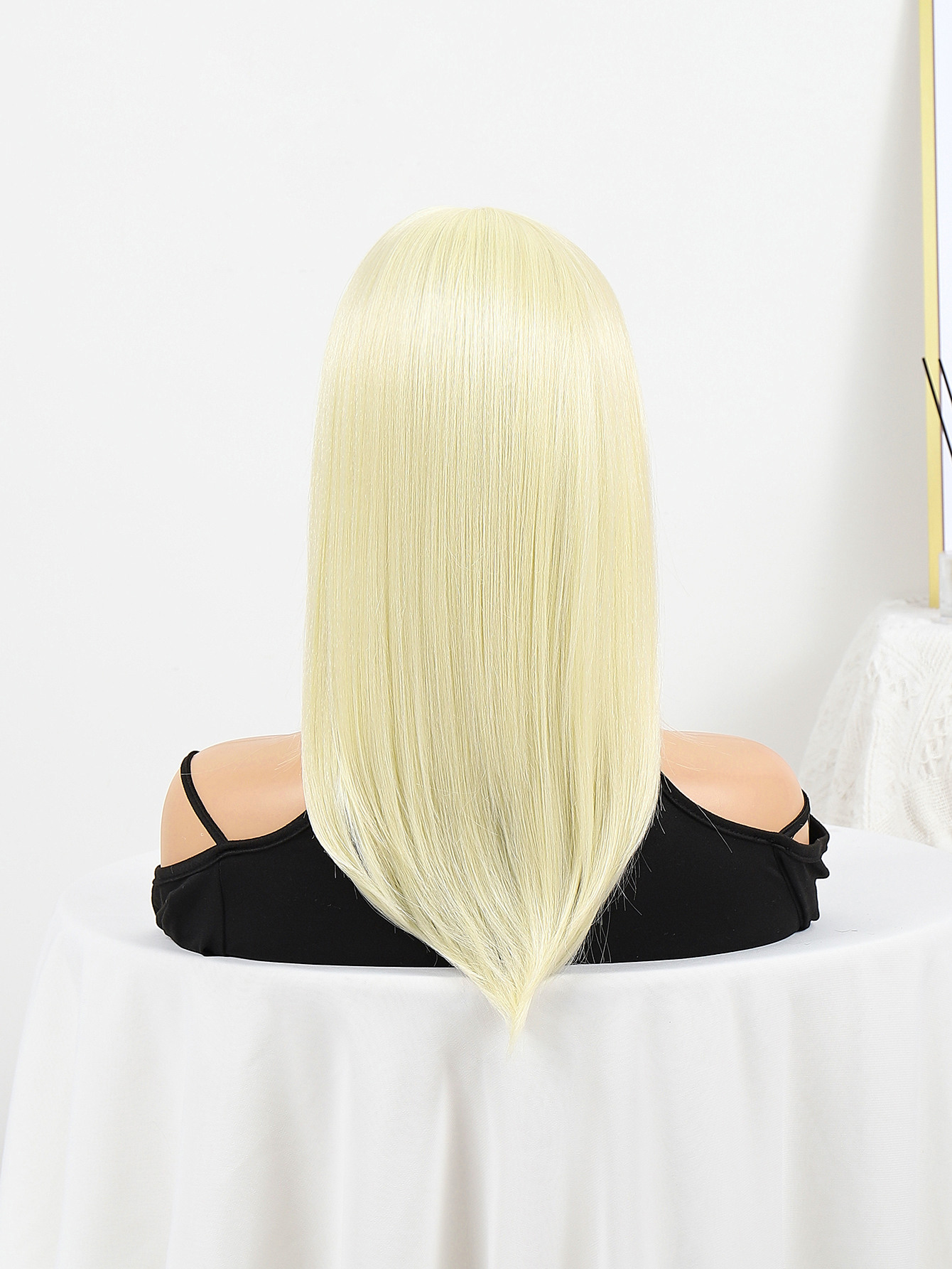 newlook europa y Estados Unidos bob rosado peluca mujer cabello corto frontal encaje peluca lace wigs Application Scenario