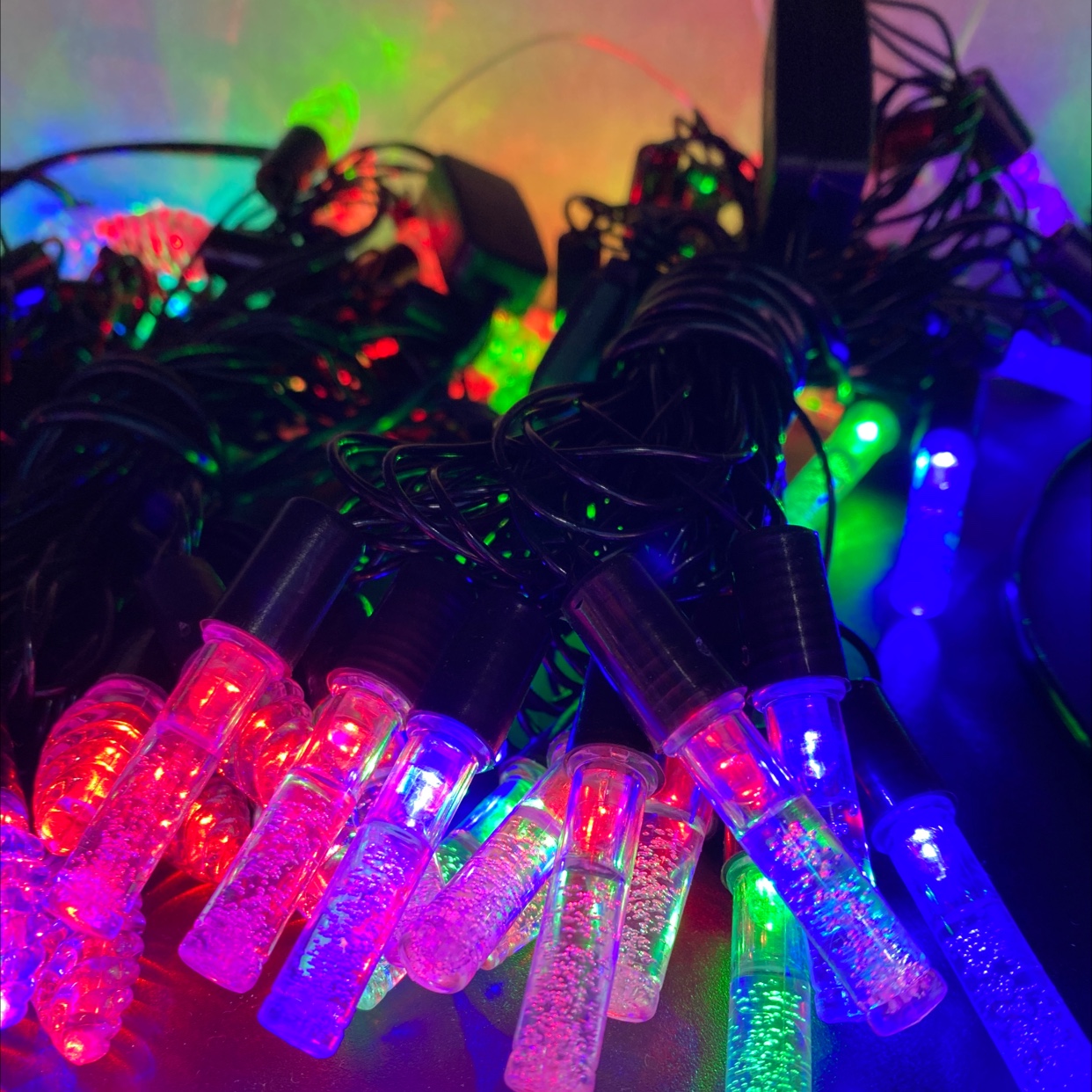 Wholesale of festival-themed colored lights, colored balls, festive decorations, festival supplies, lamps, and foreign trade of colored lights Specification image