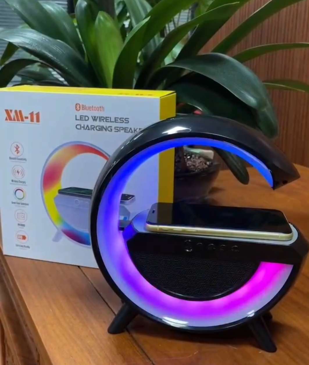 New wireless charging Bluetooth speaker, wireless Bluetooth audio system, three-in-one multi-functional wireless Bluetooth speaker, smart Bluetooth audio system, large G speaker, music light speaker Item Picture