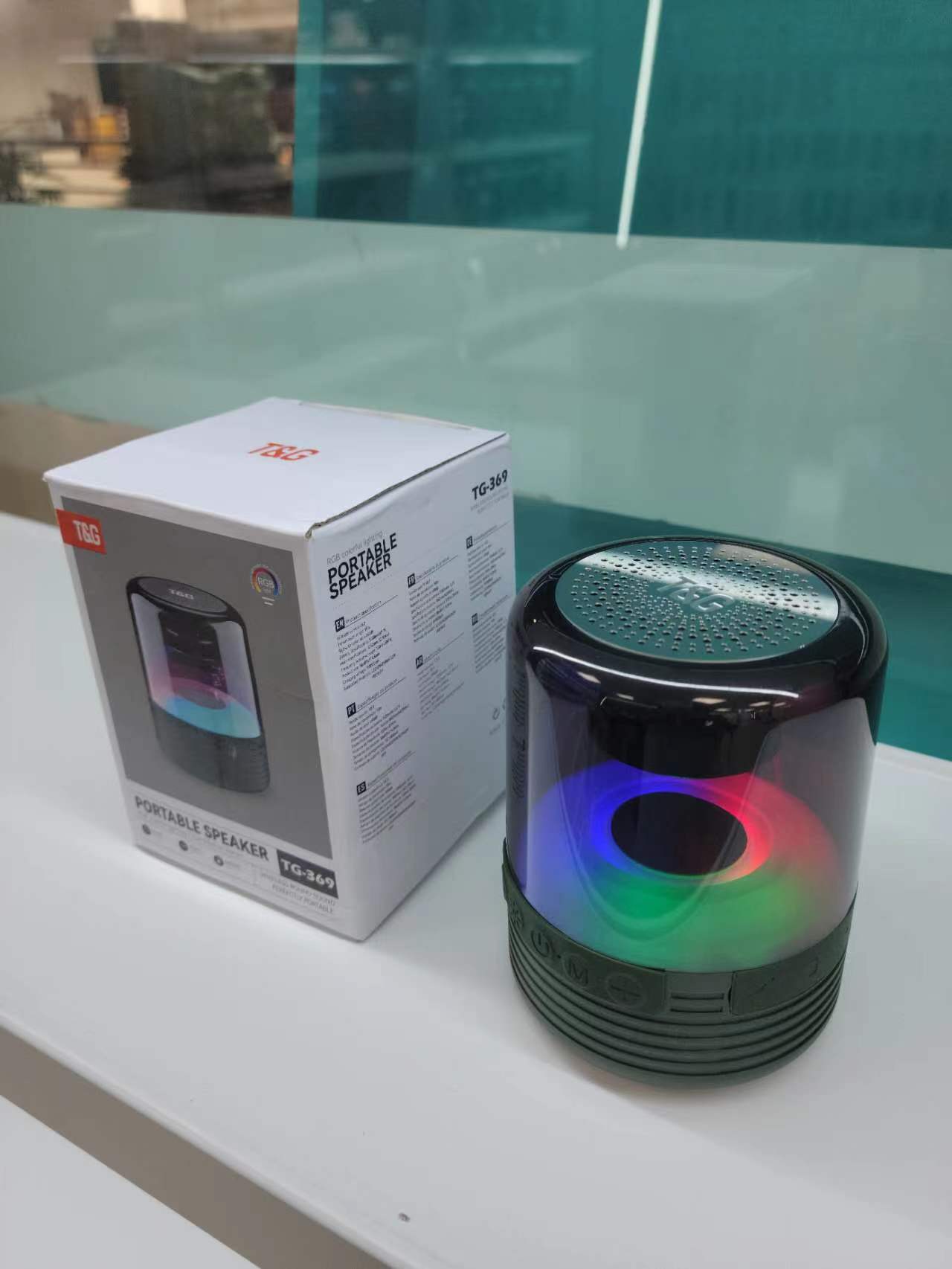 Bluetooth speaker, portable wireless high-quality music player, mini speaker, RGB lighting, portable speaker, home high-fidelity audio system, FM radio function, TG-369