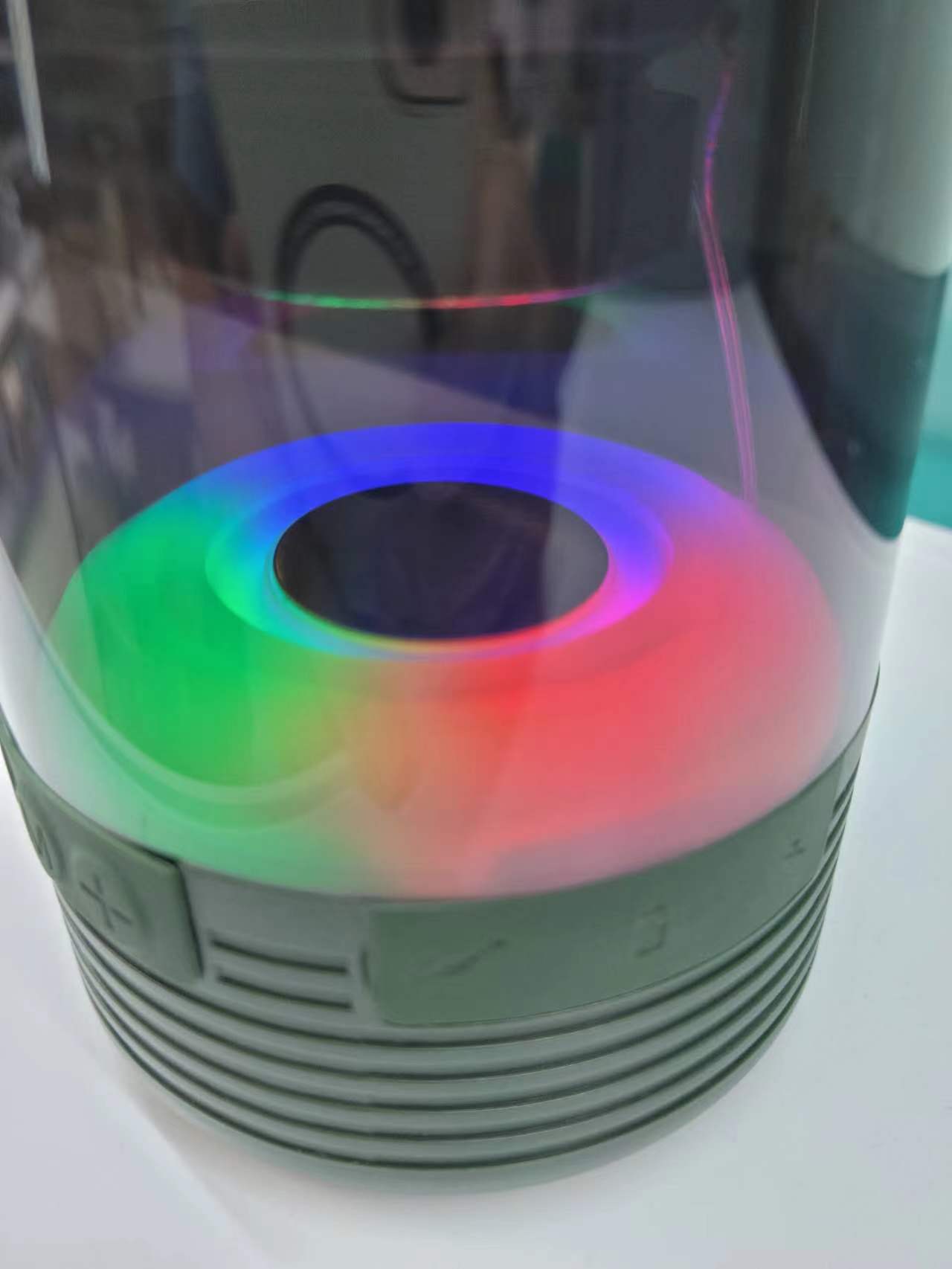 Bluetooth speaker, portable wireless high-quality music player, mini speaker, RGB lighting, portable speaker, home high-fidelity audio system, FM radio function, TG-369 details Picture