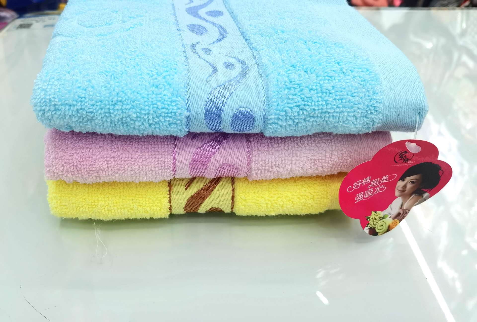 Measuring Wavy Cotton Face Wash Is Soft And Lint Free