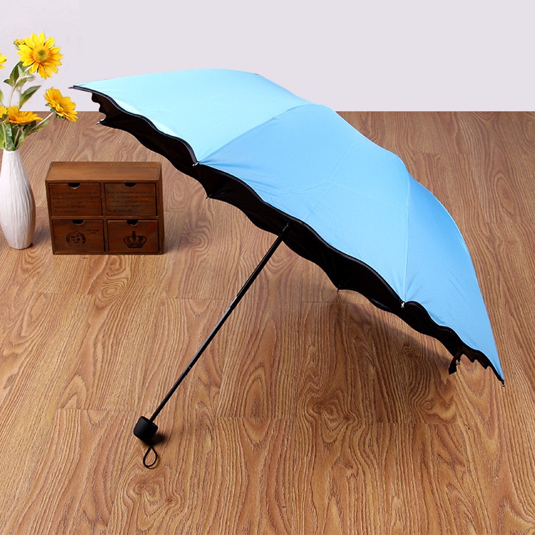 Wholesale black rubber umbrellas from the manufacturer, sunshade, sun protection and UV protection umbrellas, fresh and clean black rubber umbrellas, double-sided printed folding three-fold umbrellas, eight-bone customizable LOGO gift umbrellas, printed advertising umbrellas, advertising umbrella wholesale pic 3