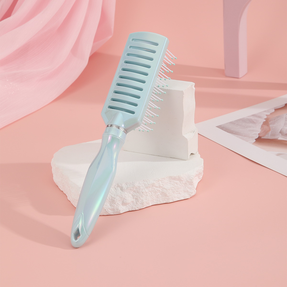 Anti-static hollowed-out hair comb, a fluffy, straight and smooth hair massage comb details Picture