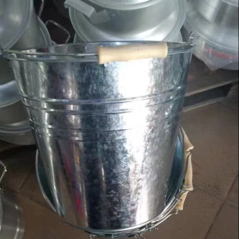 水桶 铁桶  手提式储水桶  大容量水桶 铁皮桶 详情图1