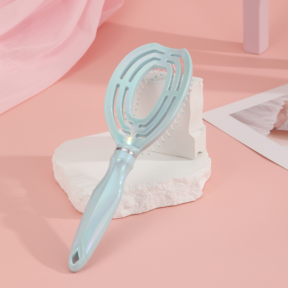 Laser comb with curved back design for hair smoothing, handheld plastic comb, dry and wet dual-purpose comb Specification image