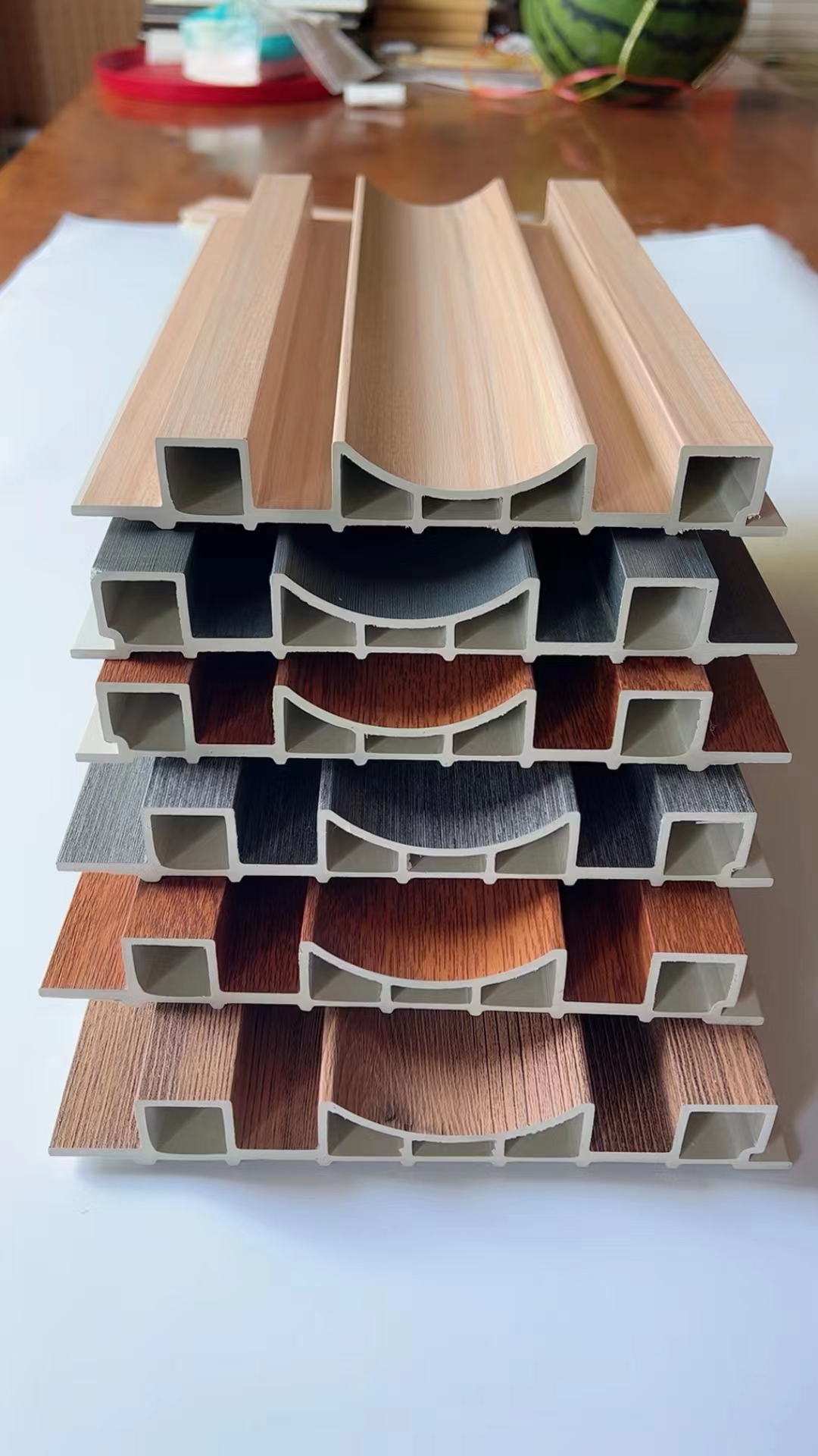 Concave-convex board ceiling, wall skirt, decorative grille, concave-convex decorative board, wall panel, bamboo and wood fiber grille, solid wood grille, hollow grille Item Picture