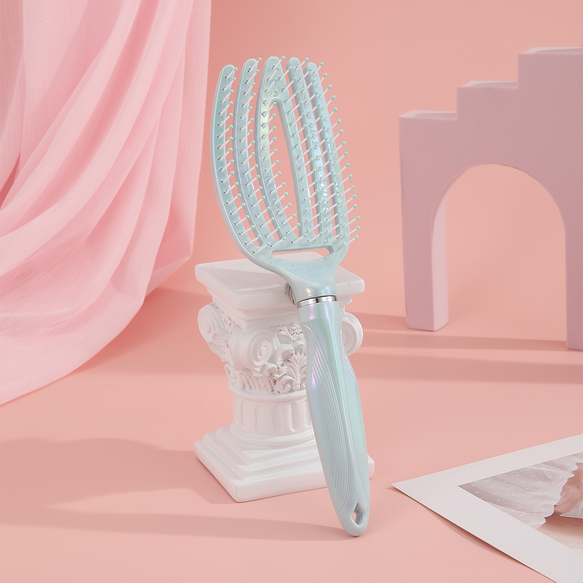 Laser comb with curved back design for hair smoothing, handheld plastic comb for dry and wet use