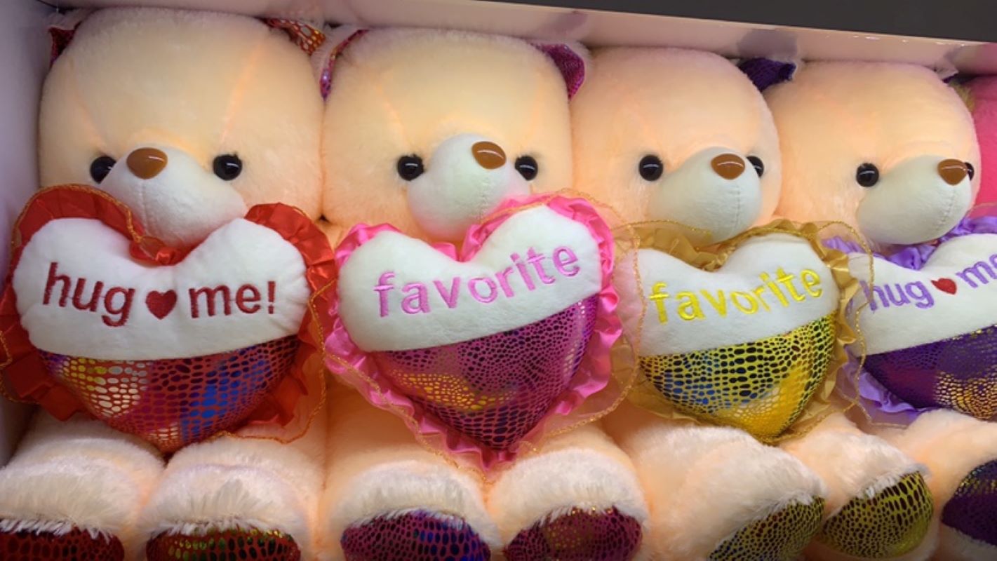 Small Edge Holding 50 Cm Foreign Trade For Cartoon Toys Plush Doll Wholesale Application Scenario