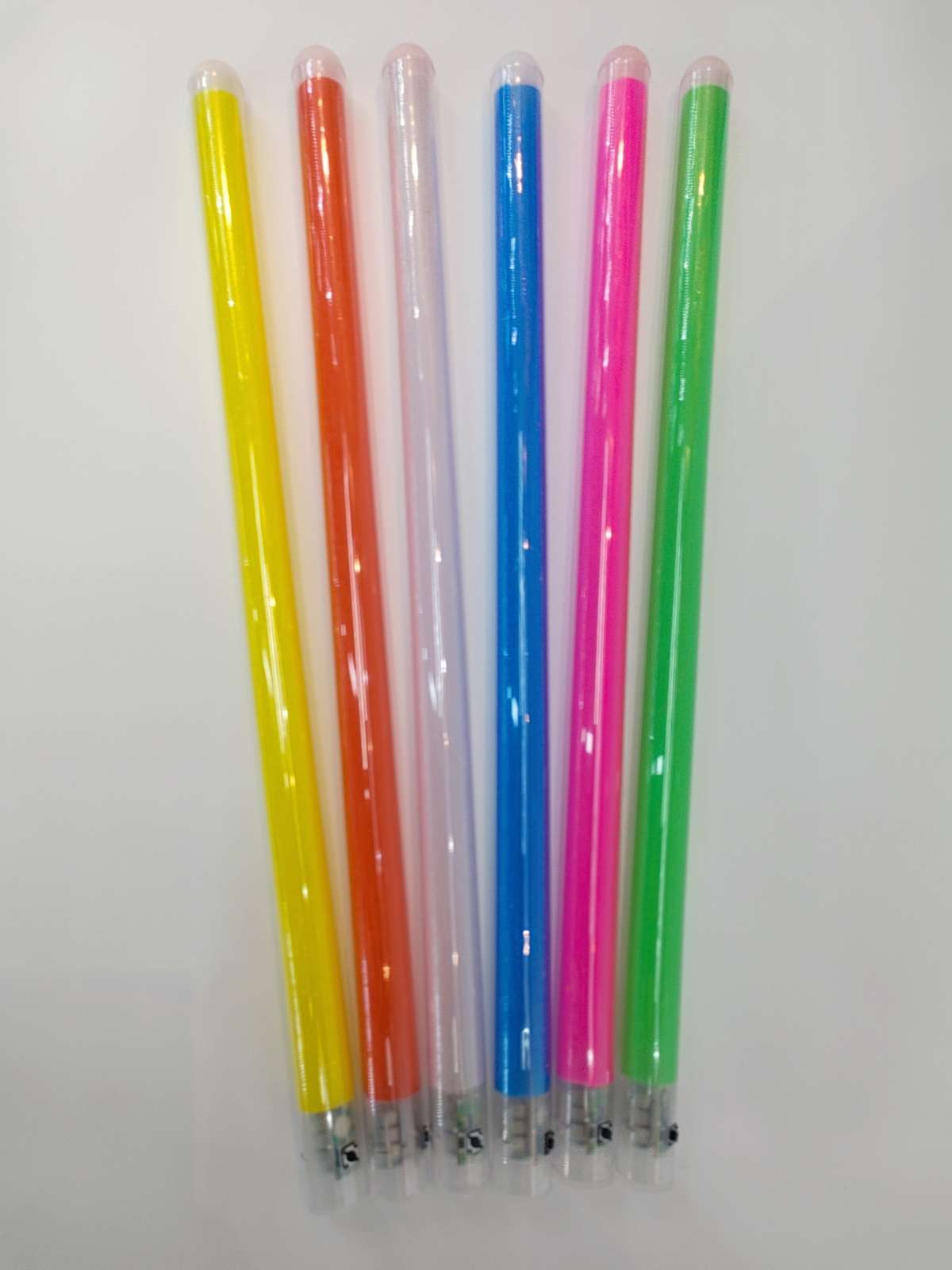 发光棒，闪光棒，单个OPP，再12个一包，288个一箱品质优良，价格实惠。