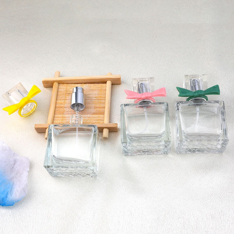 厂家批发玻璃香水瓶/扁方形喷雾玻璃瓶子/蝴蝶结创意便携分装爽/分装爽肤水空瓶子30产品图