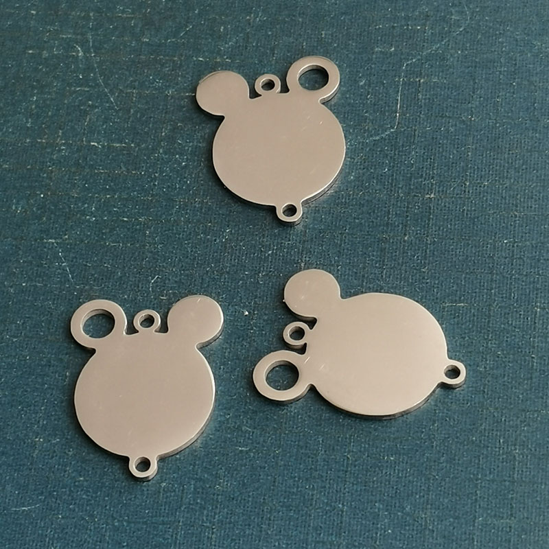 Simple titanium steel diy jewelry accessories cartoon cute Mickey Mouse Minnie Mickey bracelet pendant foreign trade cross-border
