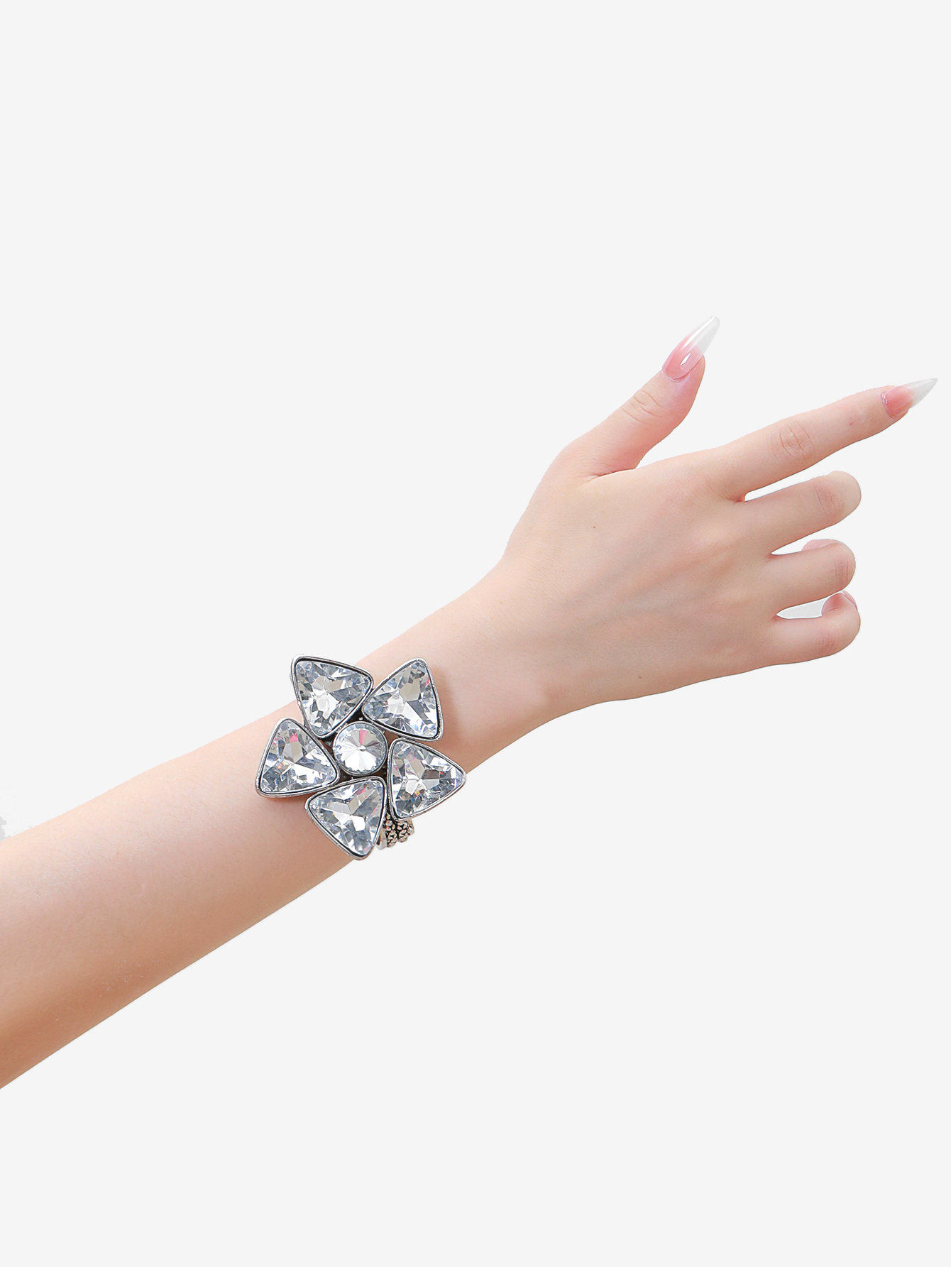 The new European and American fashion high-end inlaid hollowed-out bracelet features a light luxury and niche design, making it a versatile wristband Application Scenario