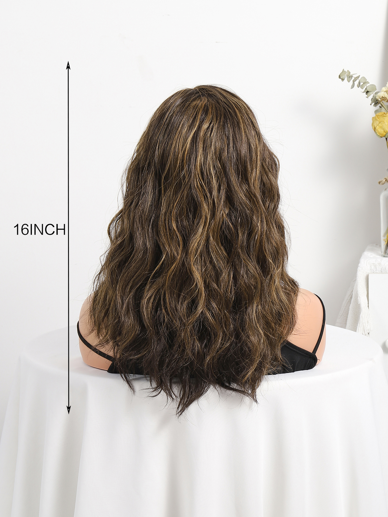 newlook Amazon's best-selling European and American women's wig with gradient color, medium-length curly hair, and synthetic fiber for daily use Application Scenario