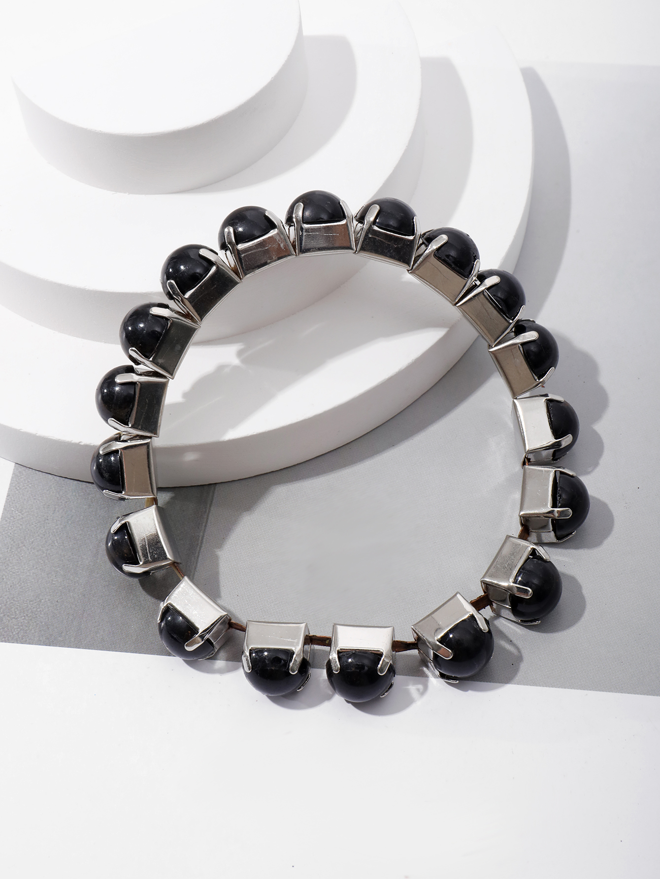 New European and American fashion Bohemian rice bead bracelet, creative single-layer stacked bracelet, versatile bracelet Specification image