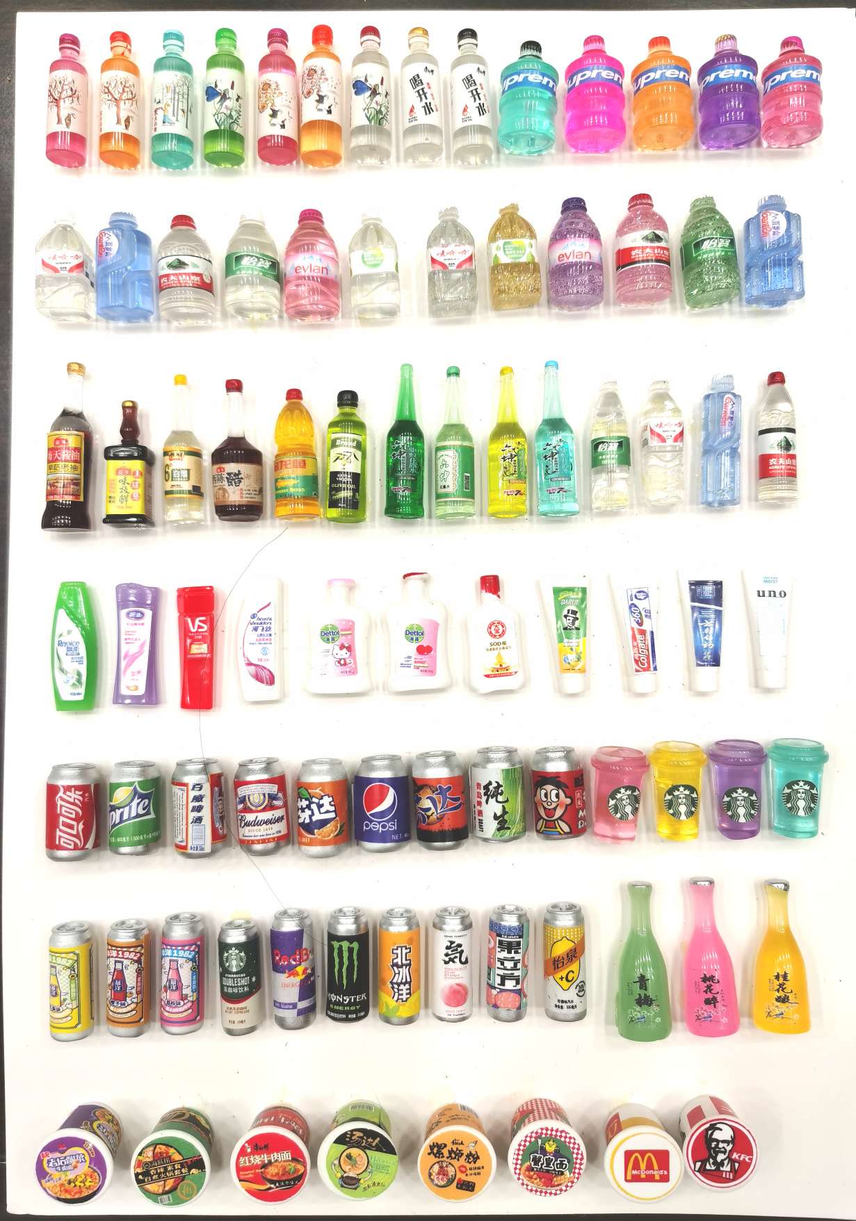 Small bottles, wine bottles, resin accessories, pendants, convenience stores, supermarkets, simulation toys, food toys, pressure cookers, steamers, mixed packaging, house playing, sticker fun, diy cookware, miniature toys. One package contains 500 pieces detail image 16