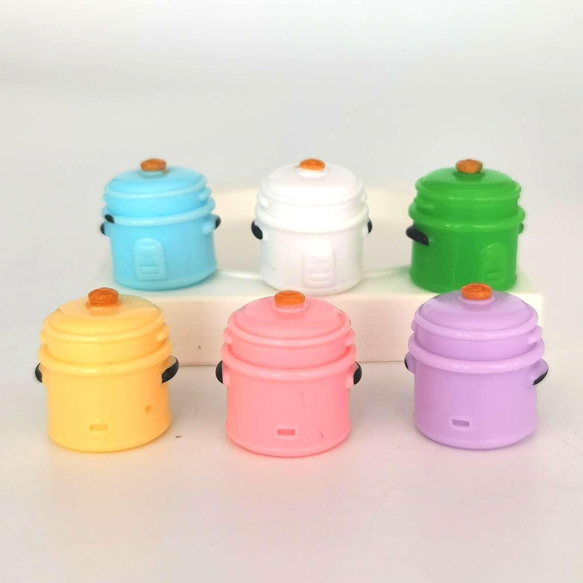 Small bottles, wine bottles, resin accessories, pendants, convenience stores, supermarkets, simulation toys, food toys, pressure cookers, steamers, mixed packaging, house playing, sticker fun, diy cookware, miniature toys. One package contains 500 pieces detail image 13