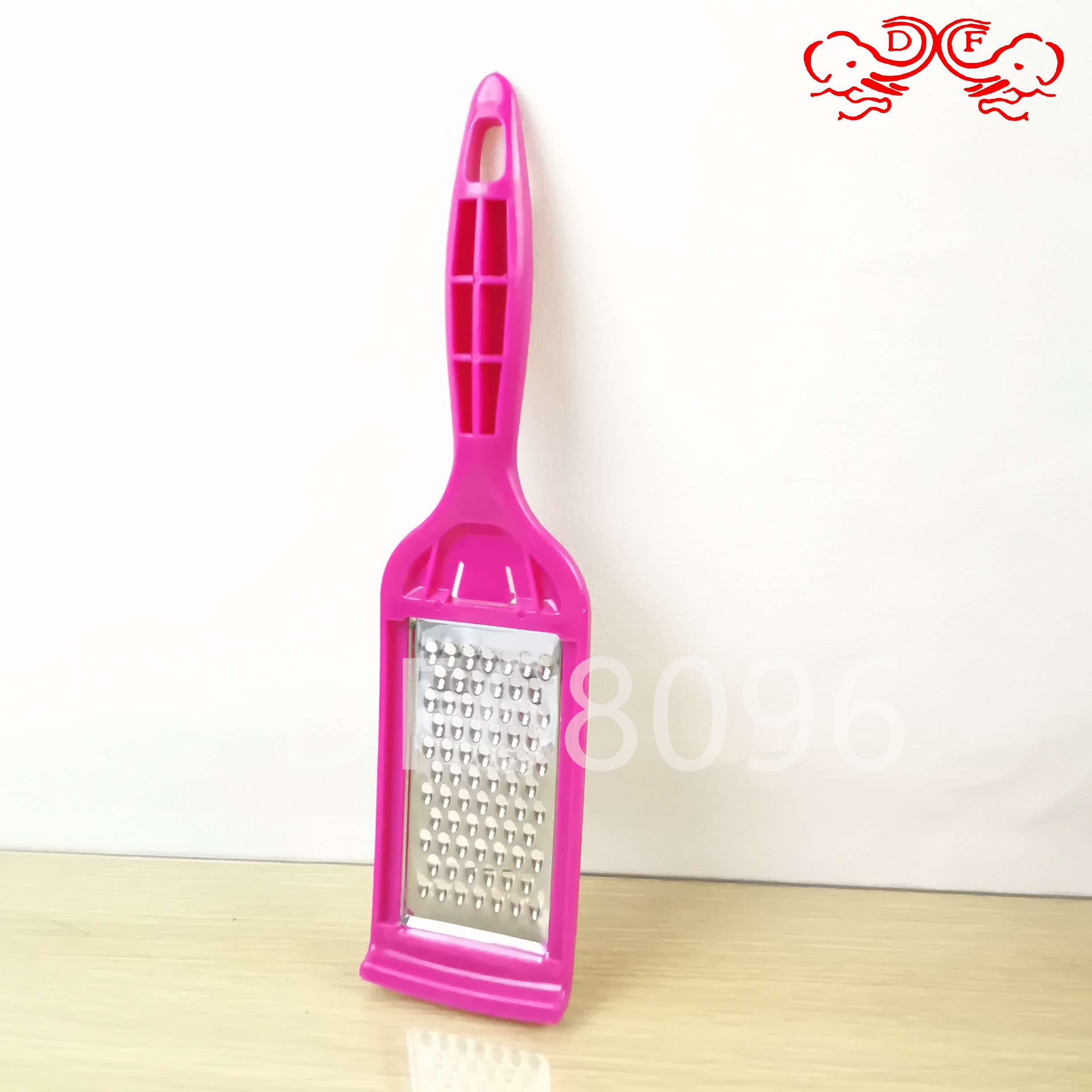 DF68096 مزيل للجلد متعدد الوظائف، مزيل للحرير من الفولاذ غير القابل للصدأ، وآلة تقشير التفاح والخضروات، ومسح البطاطس دي دي دي رادينغ هاوس details Picture
