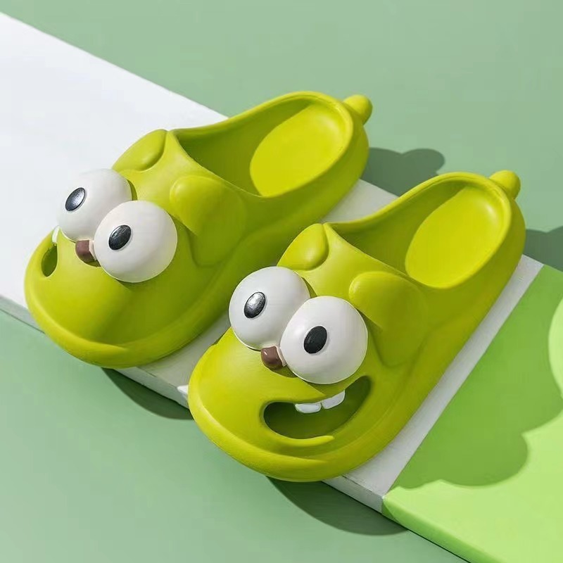 New summer cute cartoon and funny flip-flops with a feeling of stepping on feces, inner lining for indoor home anti-slip, custom-made factory Specification image