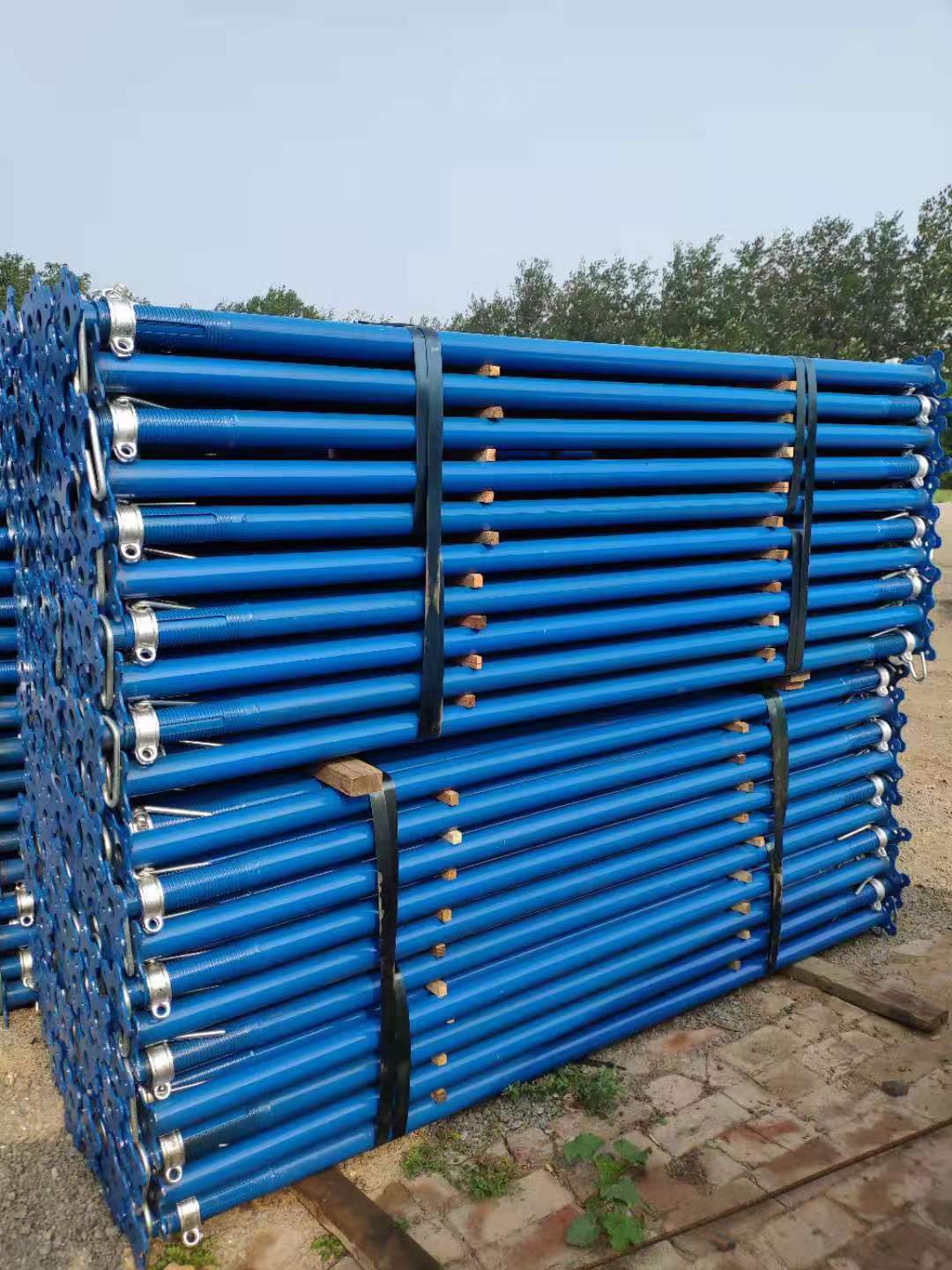 Steel supports, steel structure supports, steel structure supports, steel brackets, steel support frames, support frames, support structure support systems, support accessories, support components. Item Picture