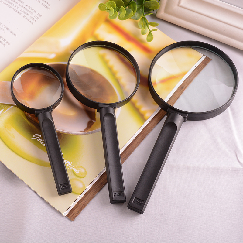 Yiwu Jinghui Factory directly sells Qilite flat-handled large, medium and small-sized handheld magnifying glasses for the elderly with ABS shells and glass lenses Item Picture