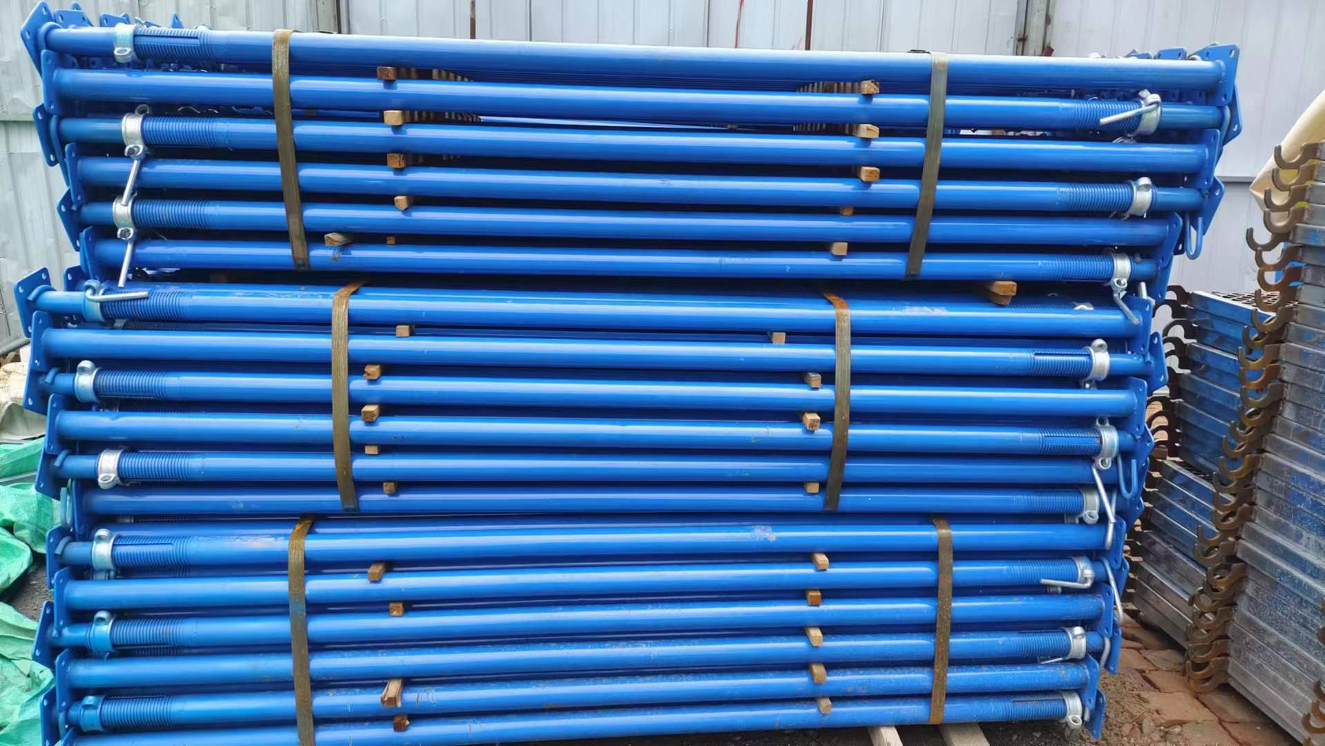 Steel supports, steel structure supports, steel structure supports, steel brackets, steel support frames, support frames, support structure support systems, support accessories, support components. details Picture