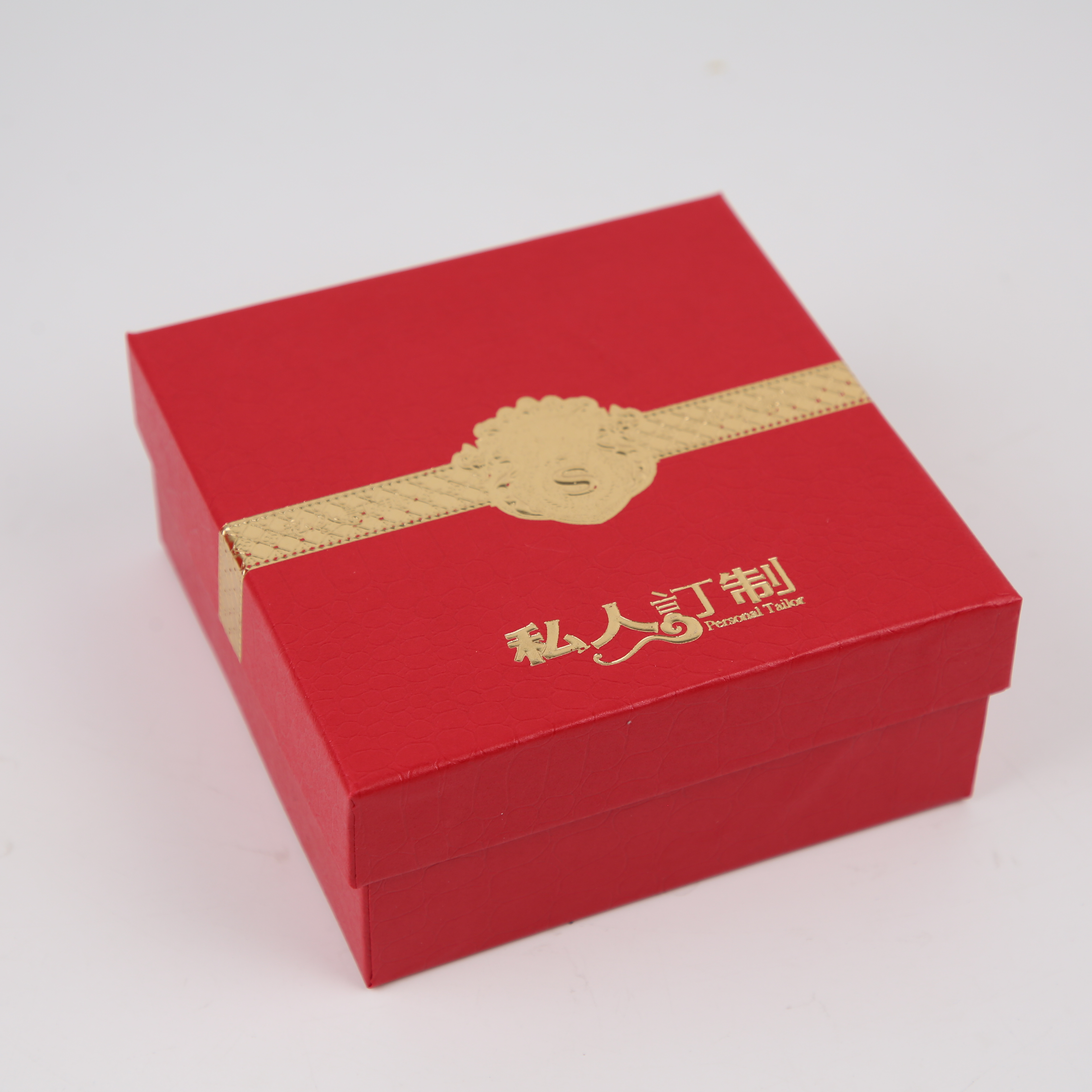 精致皮具包装盒红色私人订制烫金鳄鱼纹礼盒
