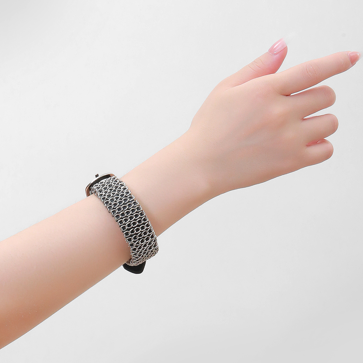 Punk-style chain leather bracelet, simple European and American women's same style wristband, personalized and creative street dance performance wristband Item Picture