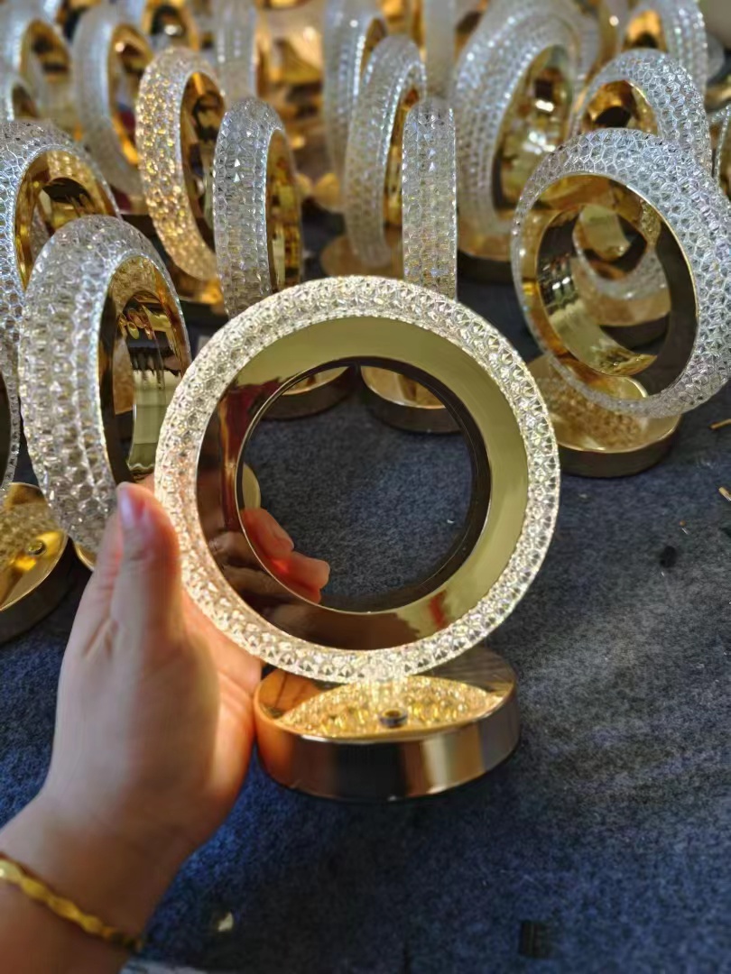 简约轻奢卧室床头台灯ins少女网红充电款触摸台灯LED书房护眼夜灯