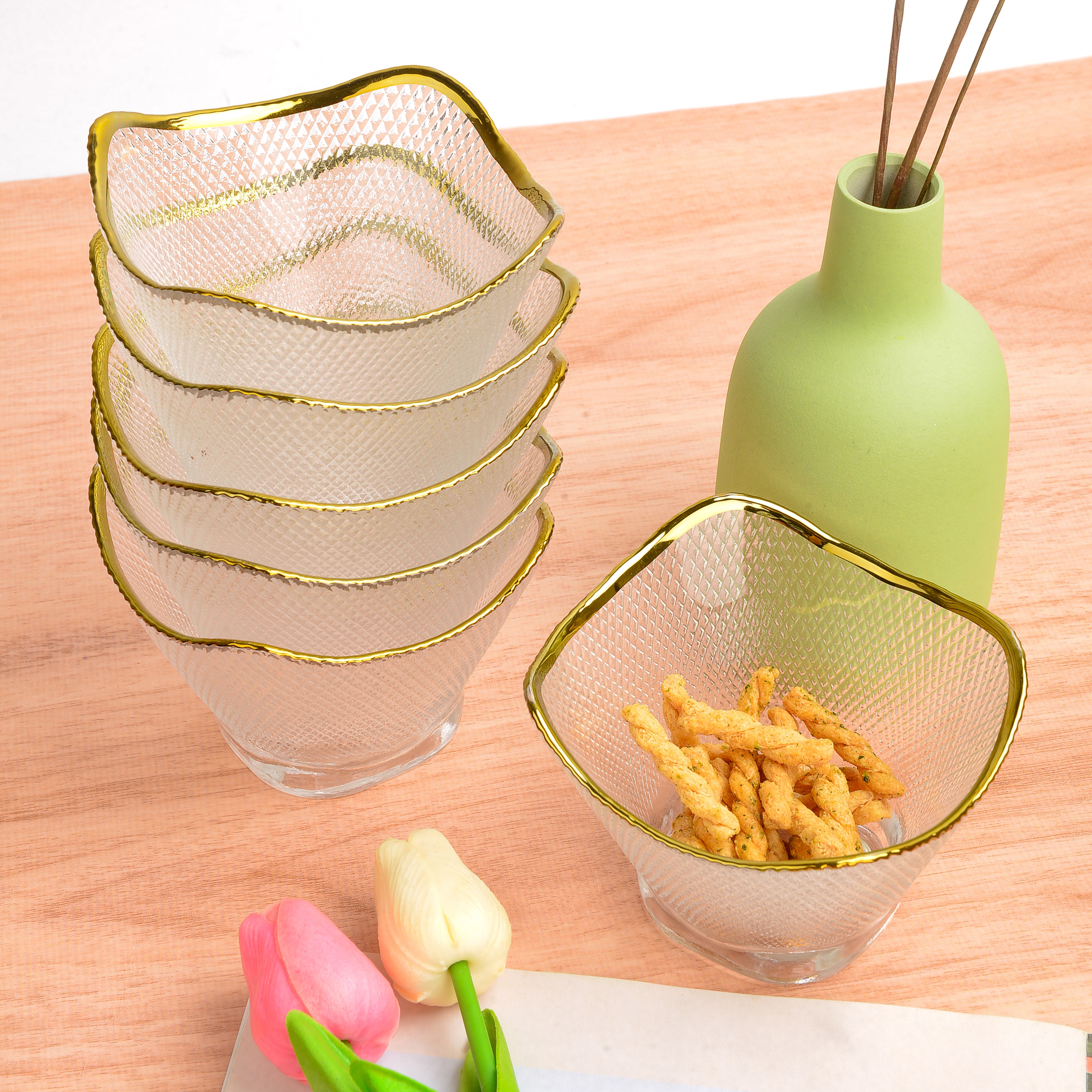 方形透明金边玻璃碗 个性锤纹水果碗 四方斗笠沙拉碗畅销爆款详情图4