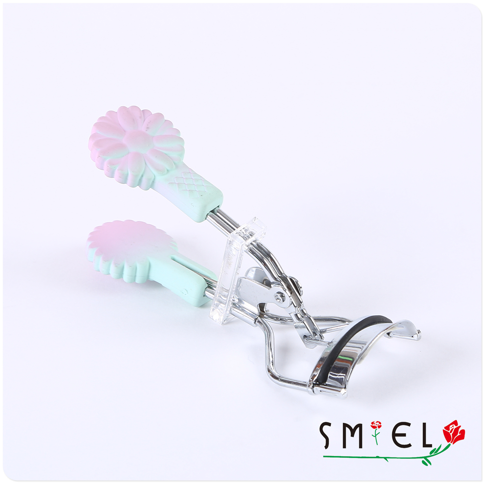 Manufacturer's eyelash curler, beauty eyelash curler, curling and shaping eyelash curler, eyelash beauty tools, eyelash curler Application Scenario