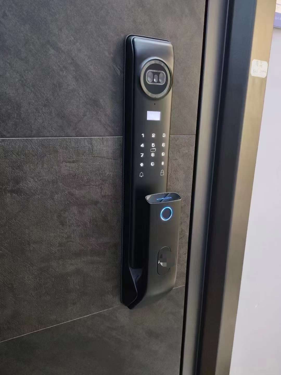 轻便出行，长续航无忧！高清显示笔记本，视觉享受升级！限时抢购，错过绝对后悔！