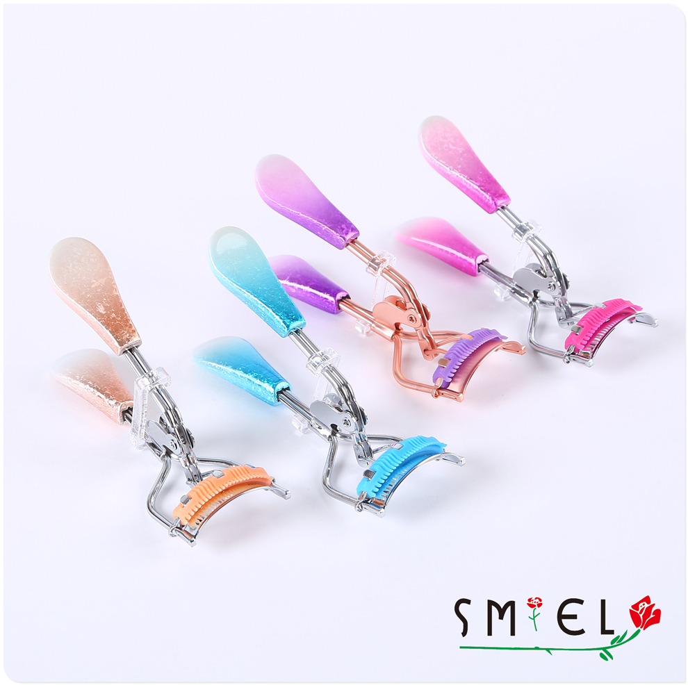 Factory direct supply eyelash curler, small segmented natural curling device, long-lasting setting, portable eyelash curler for beginners