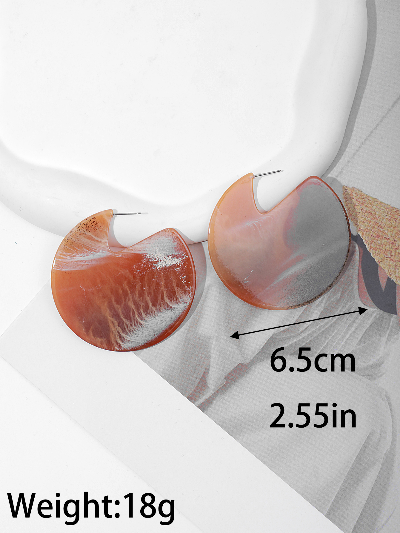 New irregular geometric round resin sheet earrings and acrylic acetate earrings from Europe and America