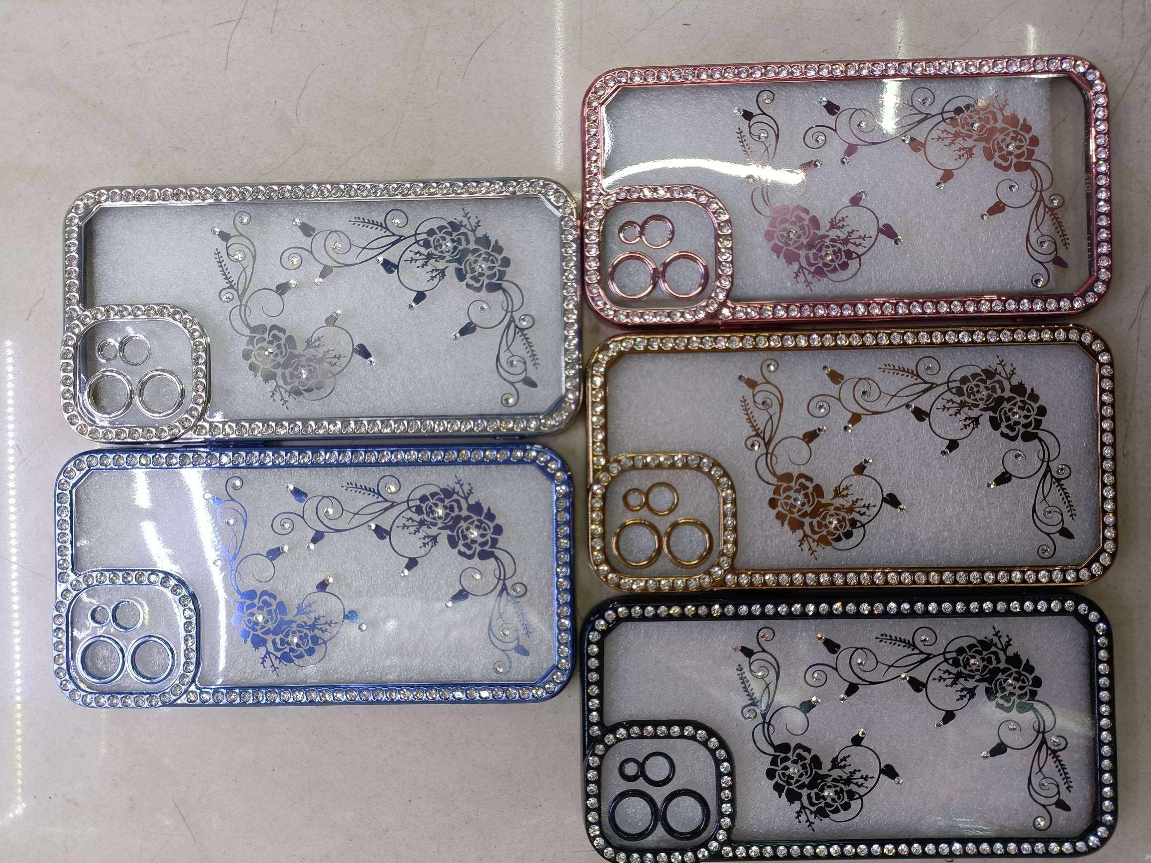 Electroplated edge drilling pattern drilling mobile phone case/Electroplated flower drilling mobile phone case/butterfly drilling two-in-one mobile phone case Point drilling mobile phone case electroplated soft shell