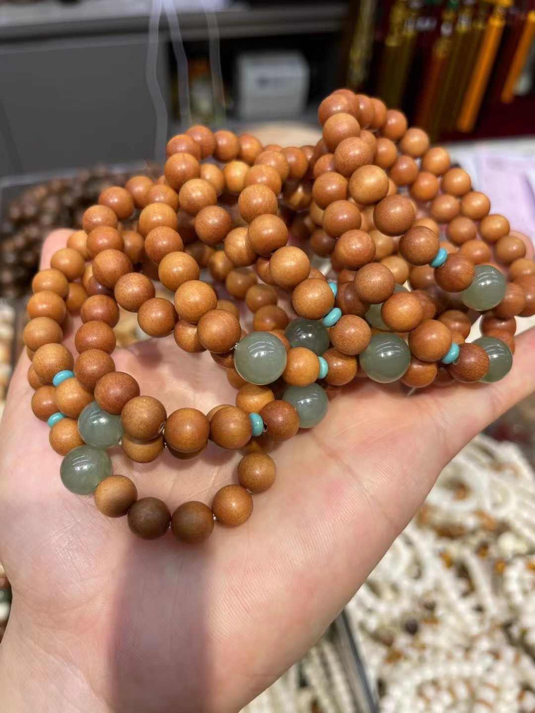 New arrivals in the store: A wide variety of Barbie scented beads and Hetian jade accessories, complete in style. Quality guaranteed by our long-established store Specification image