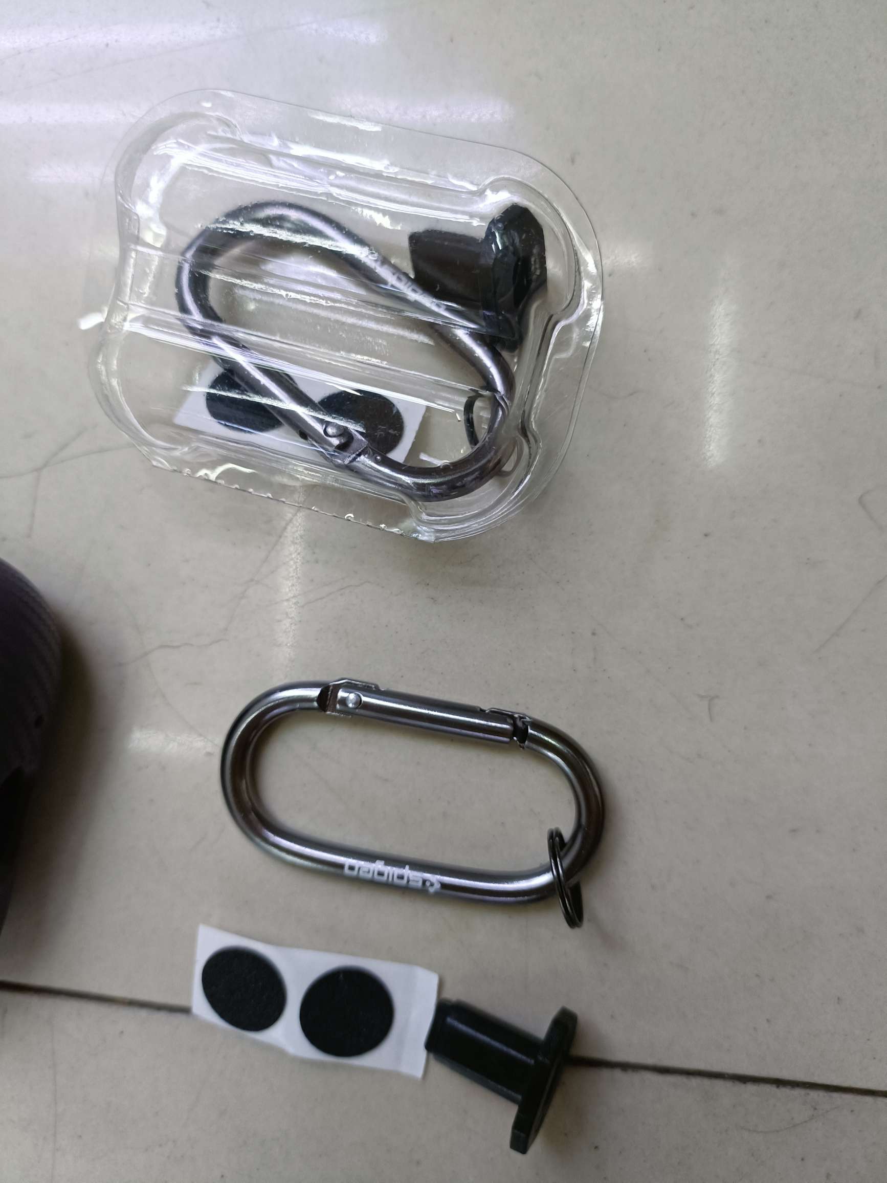 Bluetooth headphone case hook Bluetooth headphone shell detail image 7