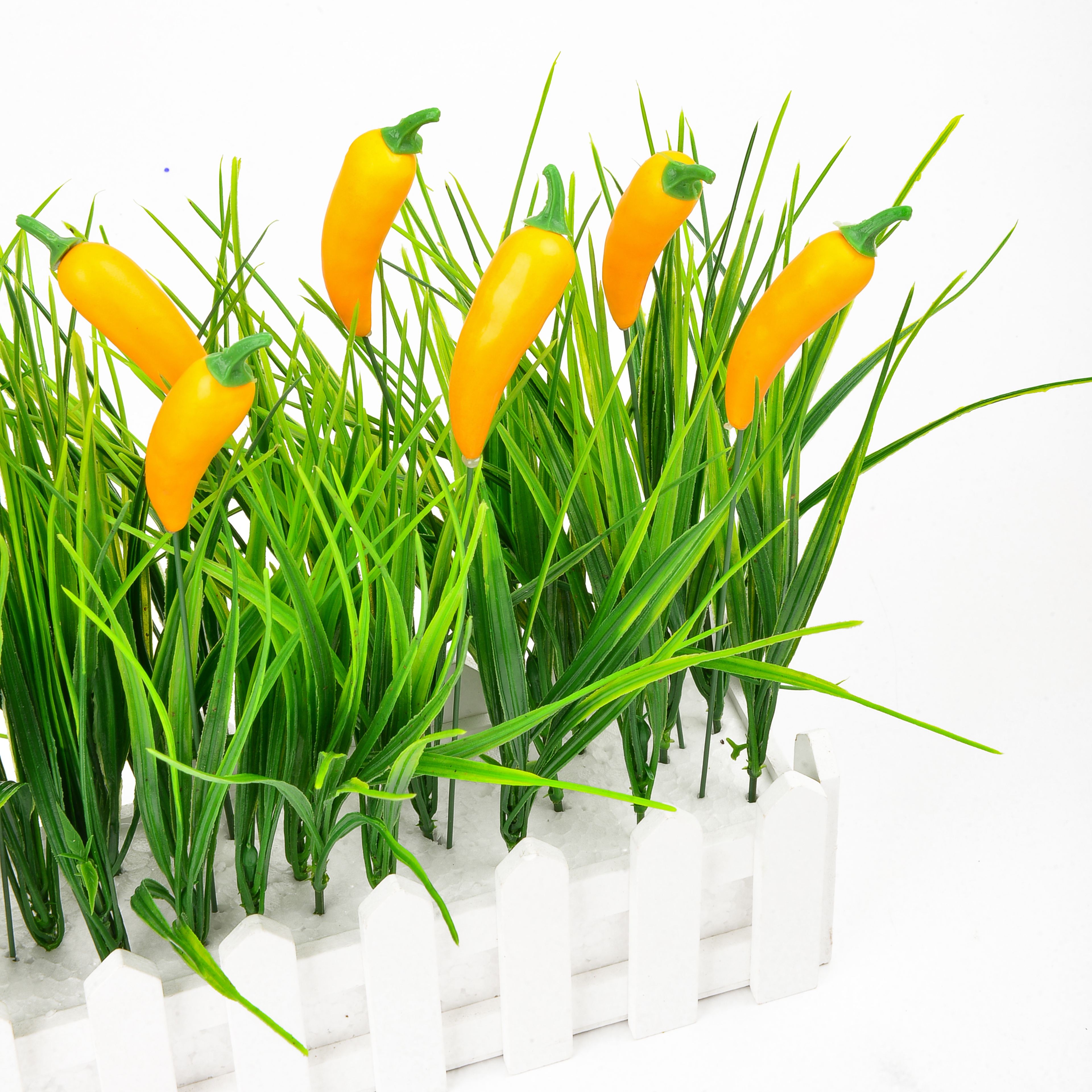 Artificial Yellow Vegetable Garden Decorative Crafts Plastic Strip Chili details Picture
