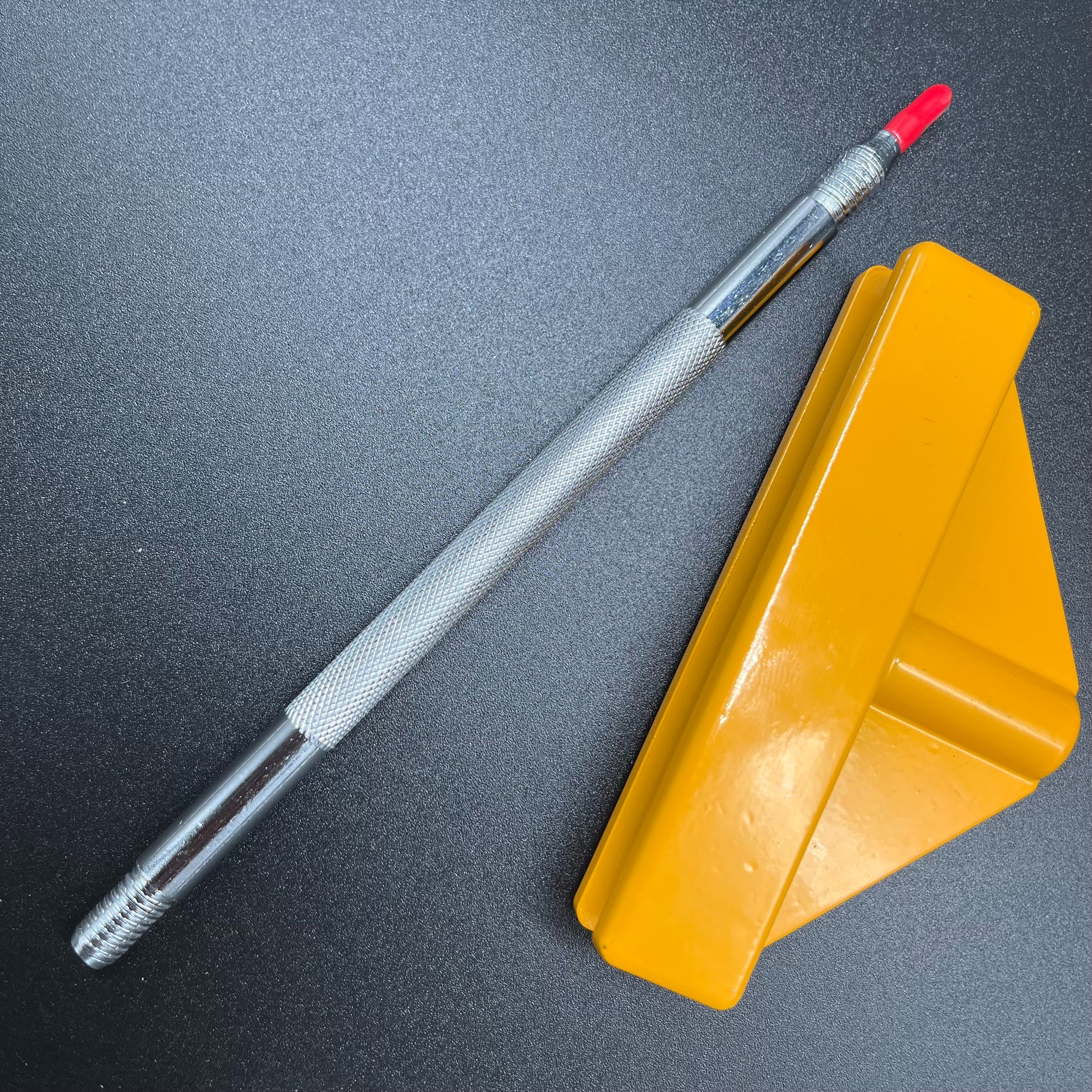 Triangular End Marking Pen Single-End Marking Pen Tungsten Steel Marking Pen Metal Marker Iron Lettering Pen Item Picture