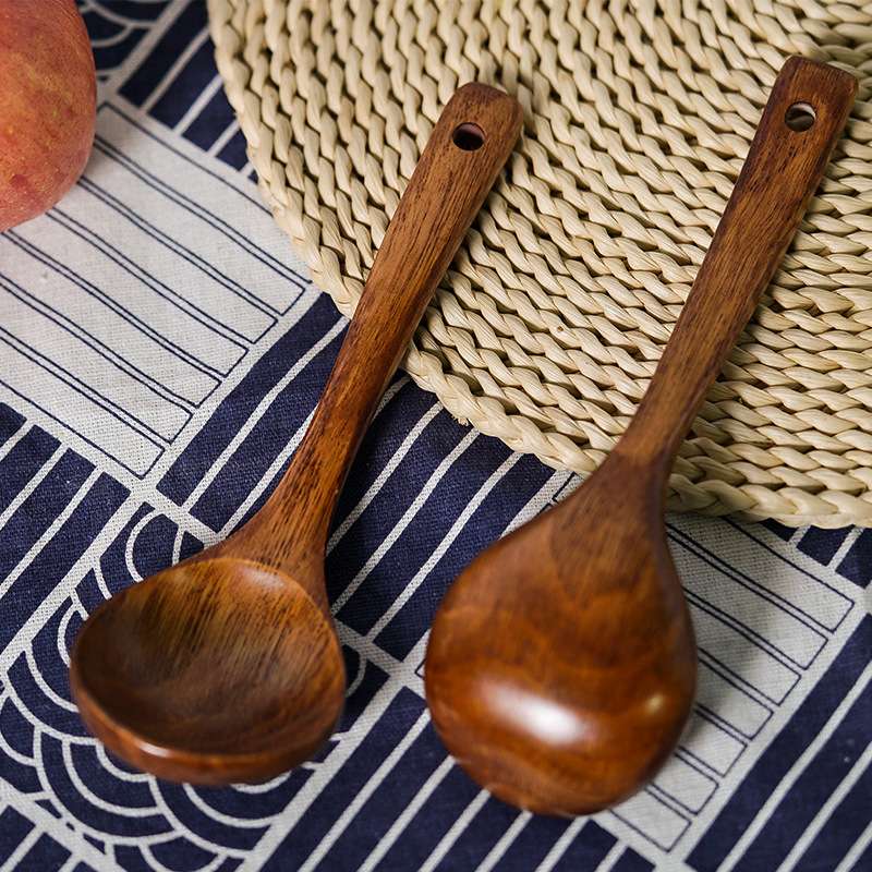 Jiehao bamboo and wood spoons, soup spoons, large wooden spoons, long-handled large soup spoons, wooden soup spoons, large household Japanese and Korean style spoons, porridge spoons Application Scenario