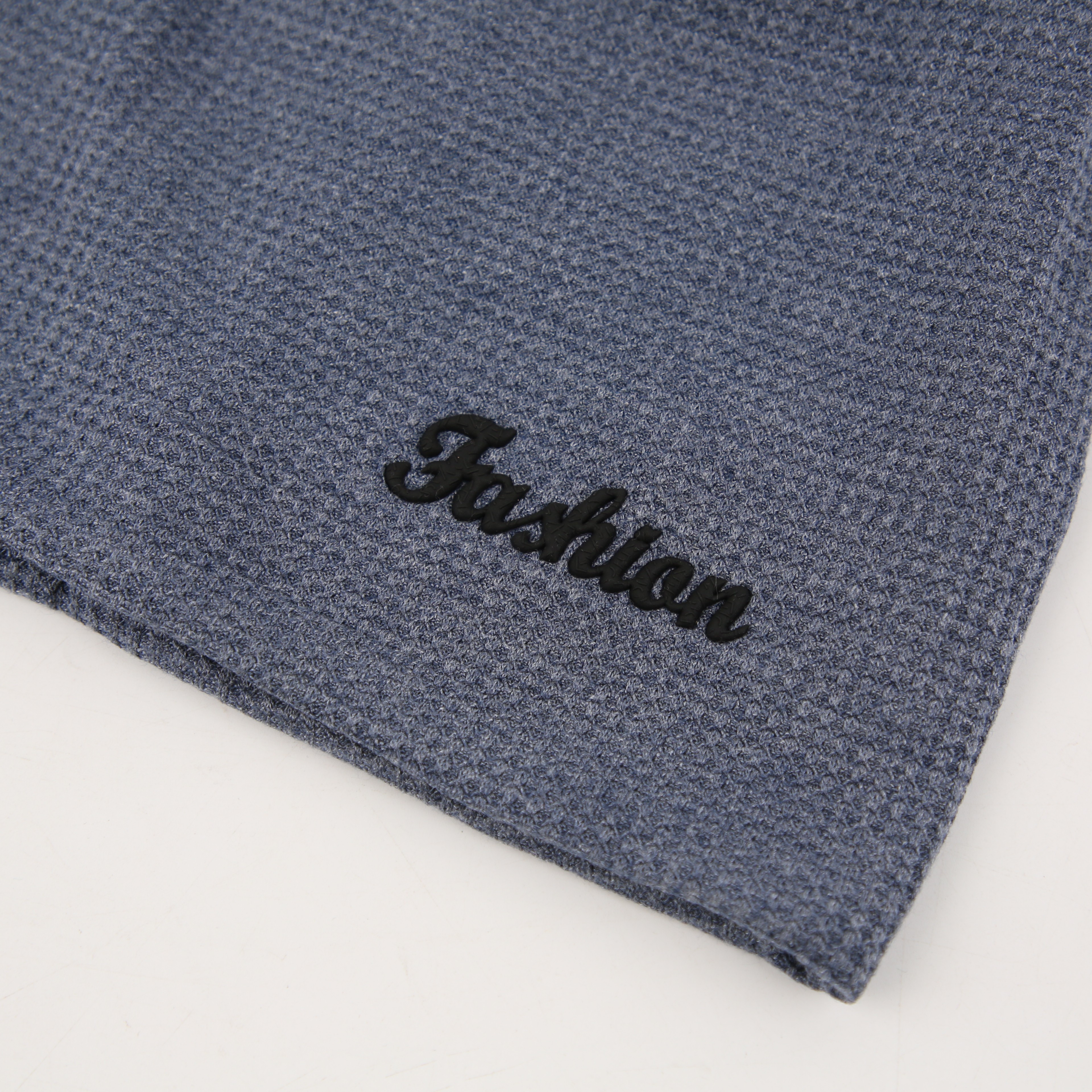 The popular "Moon Hat" in Korean style, the "Dui Dui hat", is a trendy and fashionable all-rounder for spring and autumn. It's a cold hat for women and a knitted headscarf for warmth in winter Application Scenario