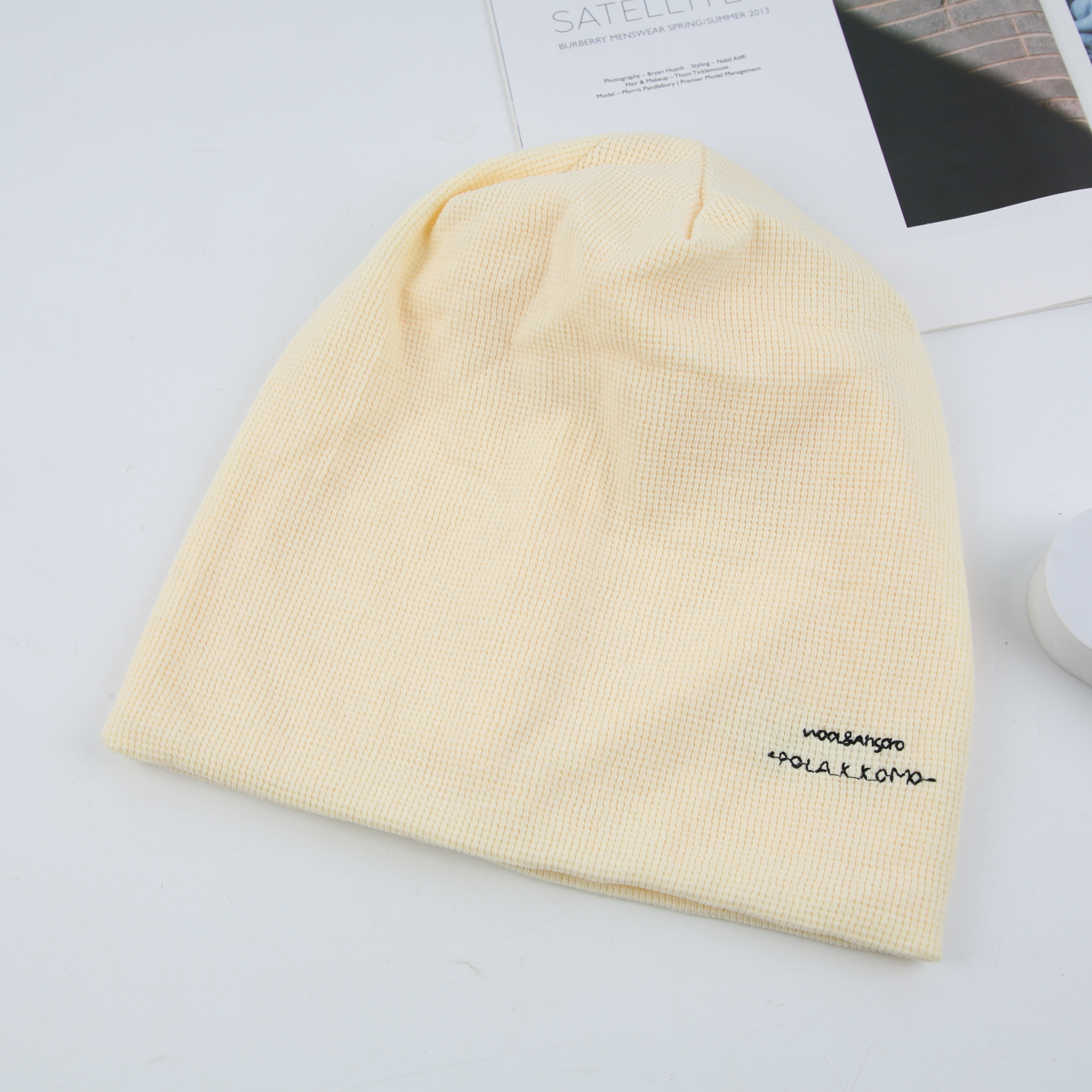 Cold hat for women, black hat, fashionable for spring, autumn and summer, knitted hat for postpartum care, thin headscarf, pullover and head cap for winter