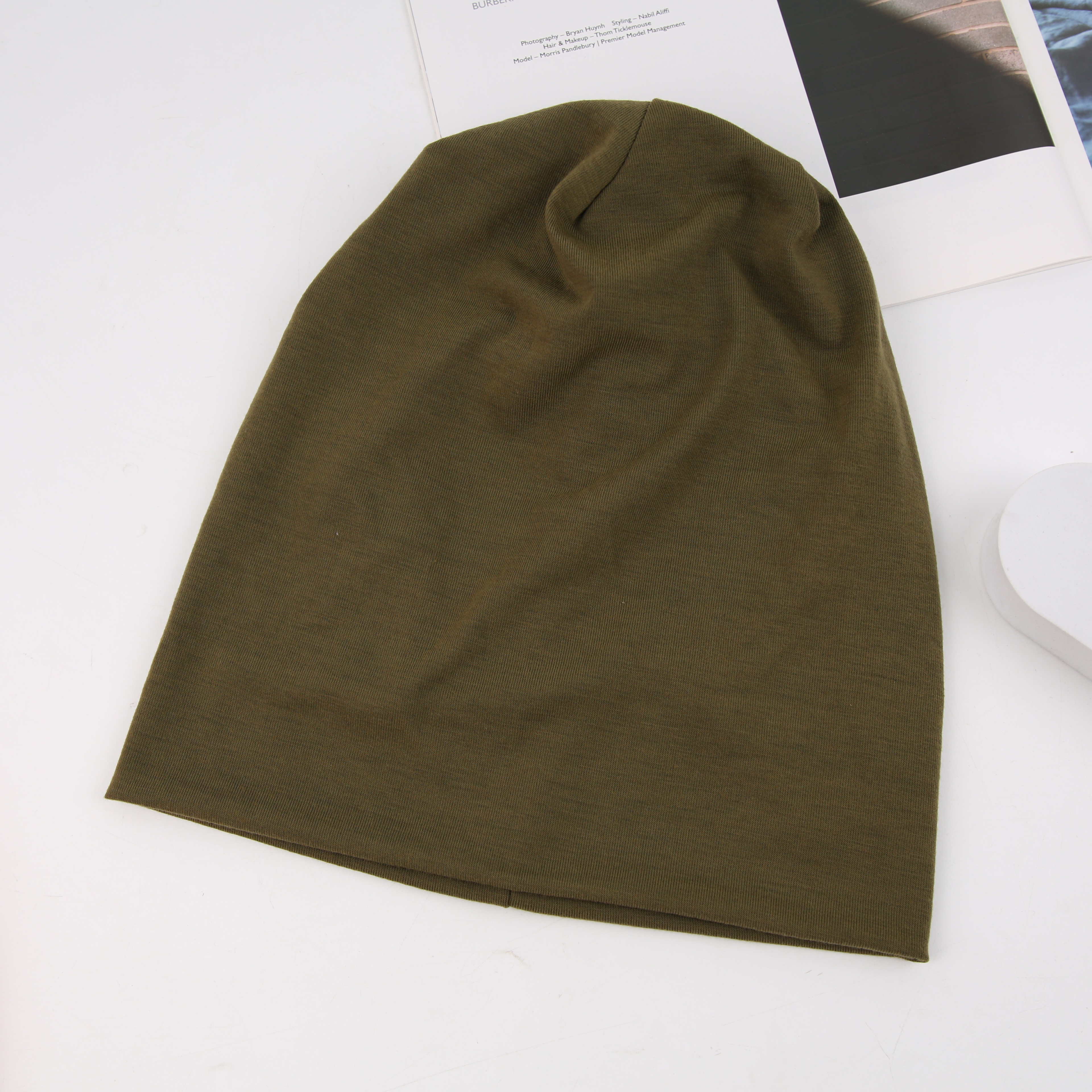 The popular "Moon Hat" in Korean style, the "Dui Dui hat", is a trendy and fashionable all-rounder for spring and autumn. It's a cold hat for women and a knitted bun hat. It's a macaron in multiple colors for winter Application Scenario