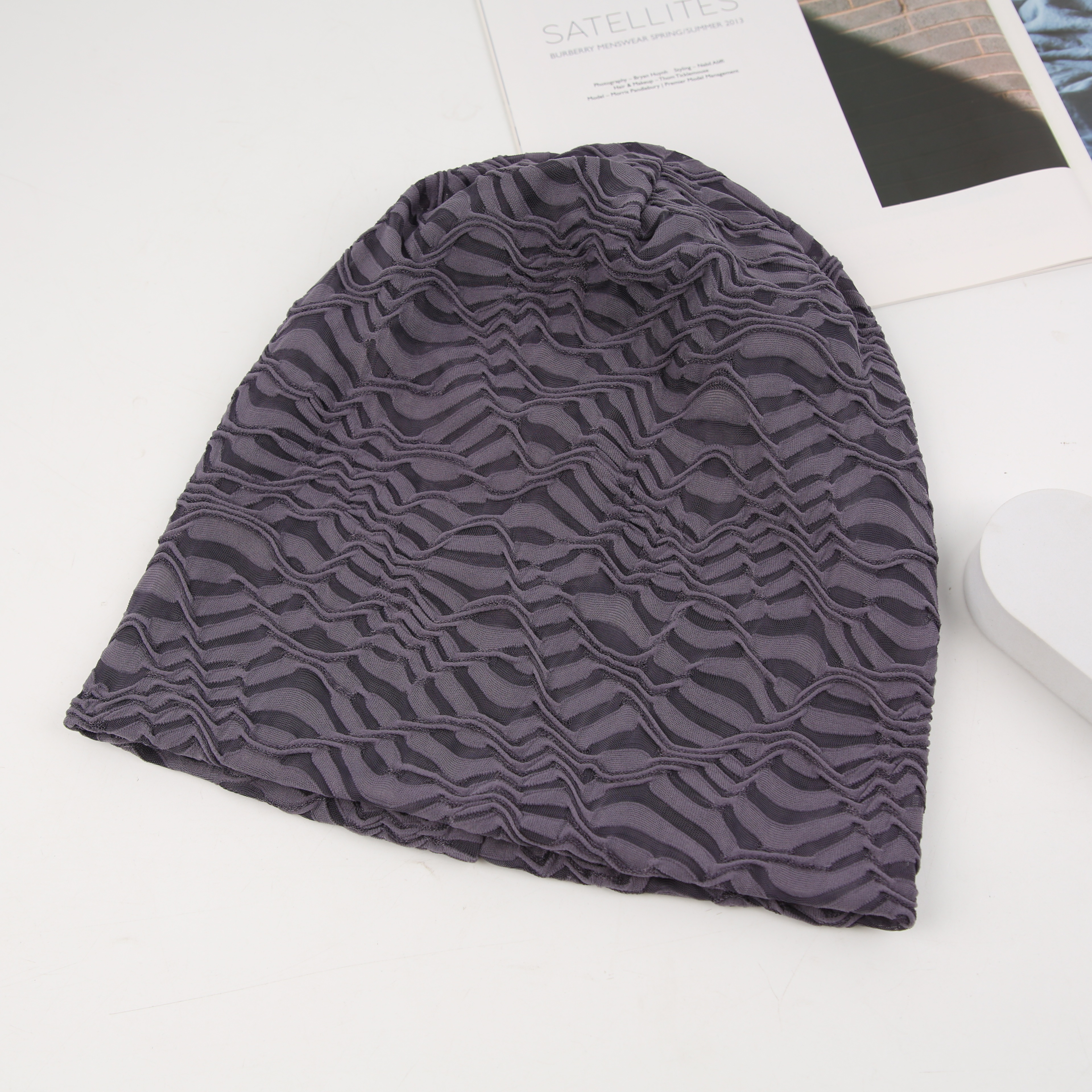 Postpartum hat for women, winter super wide head circumference headband hat, cold hat, spring and autumn dark gray front face small knitted pile hat, men's printed hat Specification image