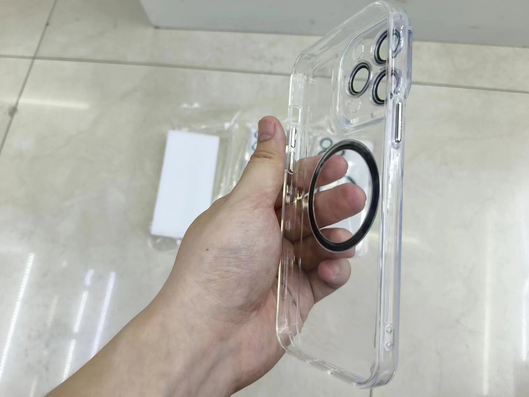 Electroplated keys, transparent magnetic phone case with lens film Item Picture