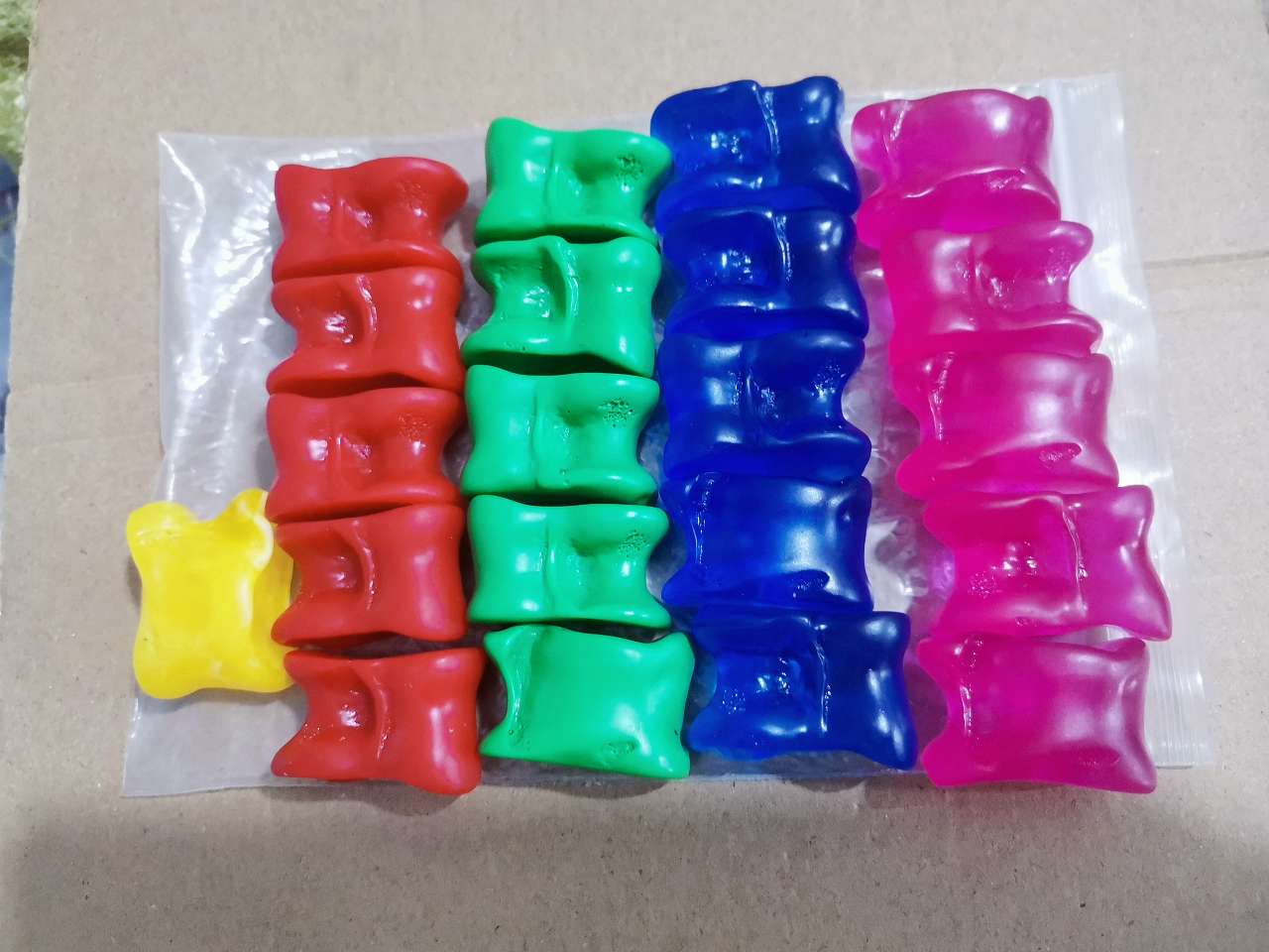 蒙藏特色纪念/旅游工艺品/藏族特色纪念产品图