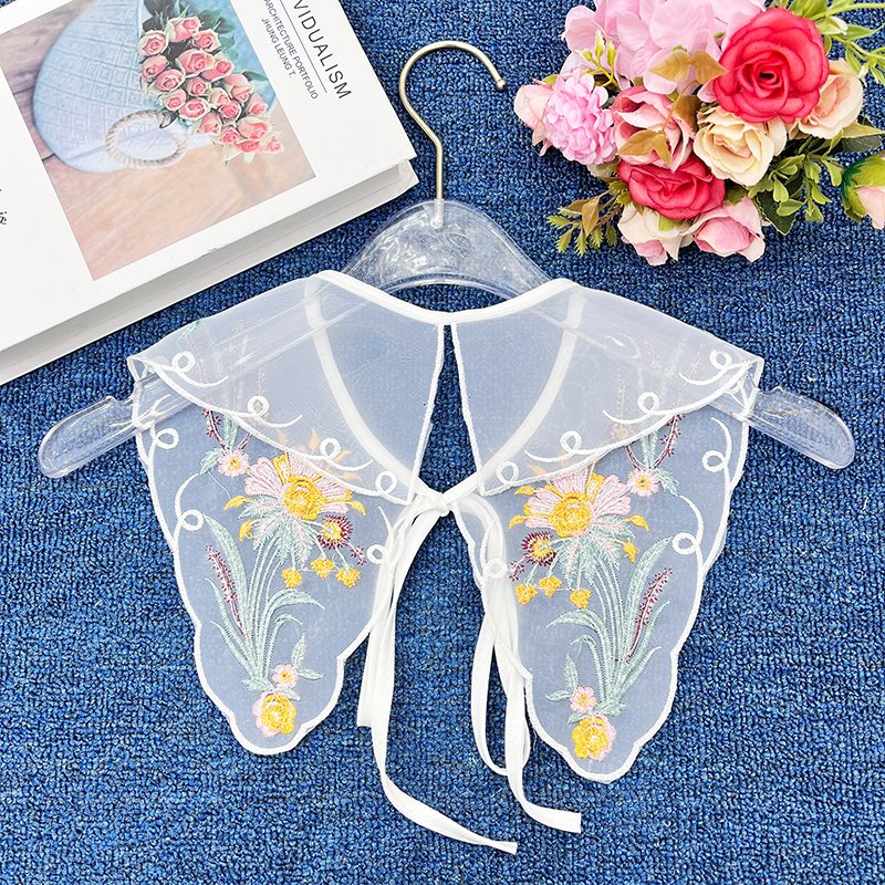 Embroidery, lace, women's shirts, sweaters, versatile collars, clothing accessories details Picture