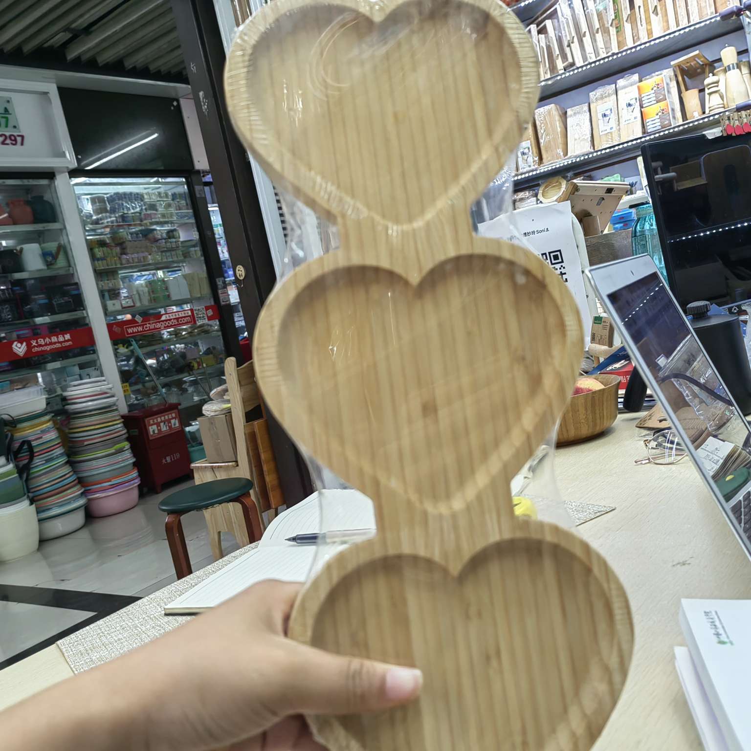 Japanese-style creative bamboo and wood trays for separating the living room, nut and snack storage plates, melon seed and candy plates, and afternoon tea plates for the dining room details Picture