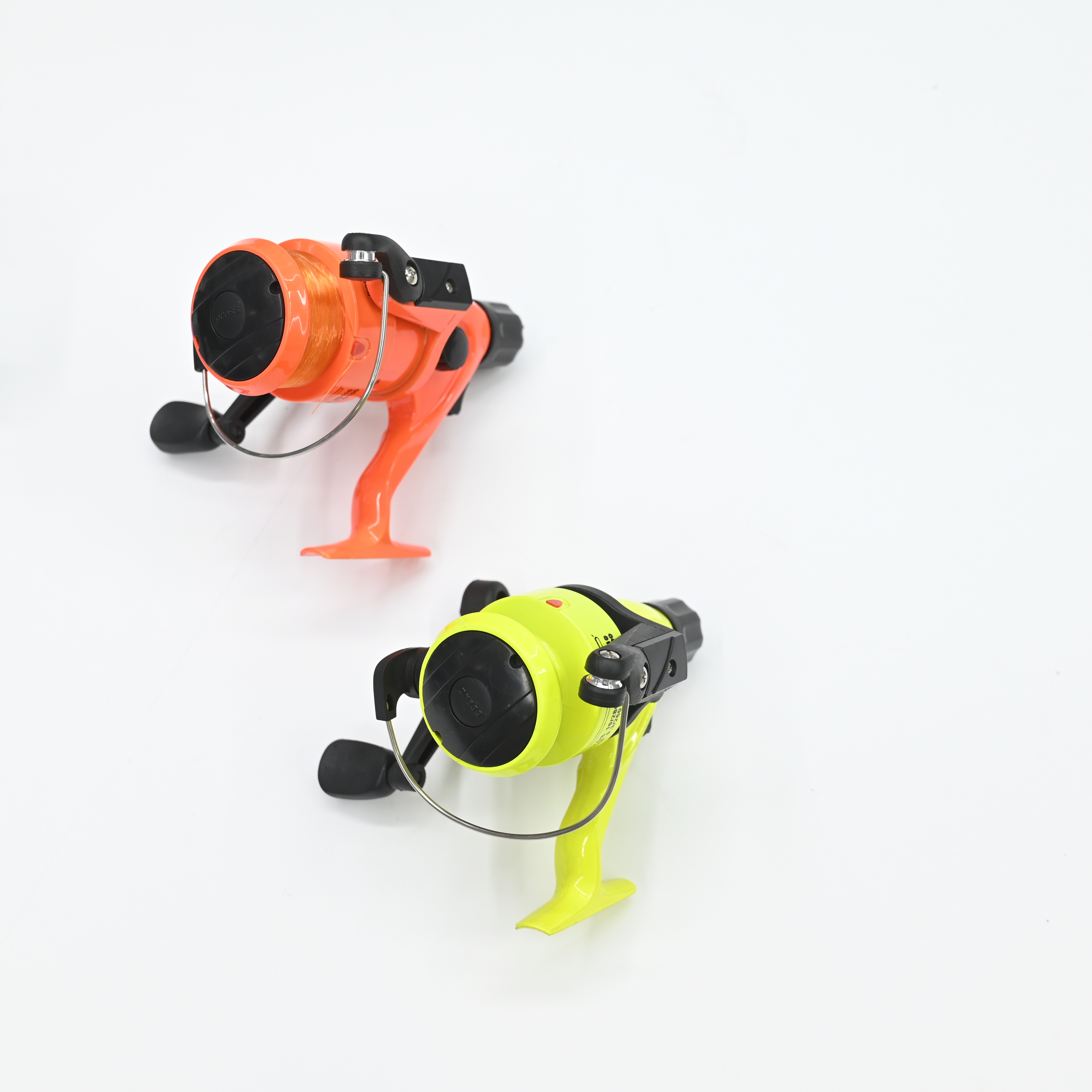 黄色高端纺车式渔线轮